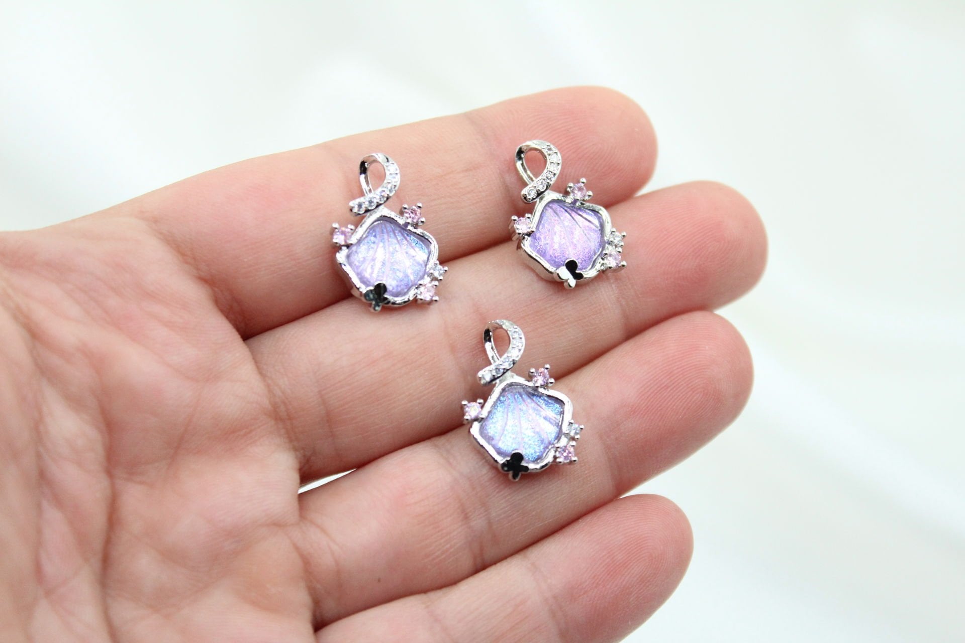 İthal Lila Simli İstiridye Kolye Ucu Rodyum