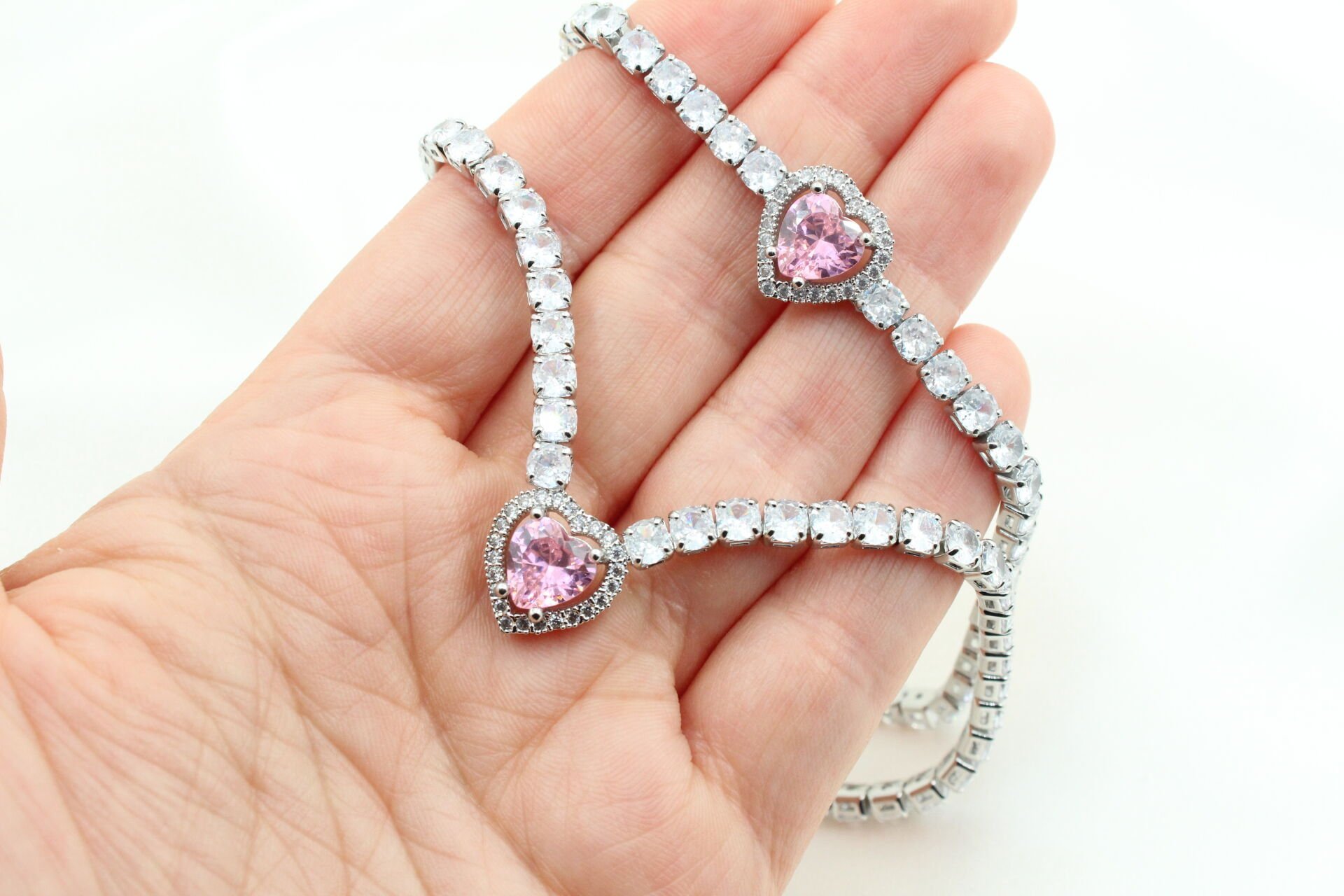 Rodyum Kaplama Sıra Taşlı Kalp Su Yolu Set Pembe