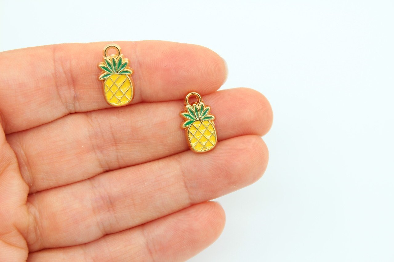 Altın Kap. Ananas