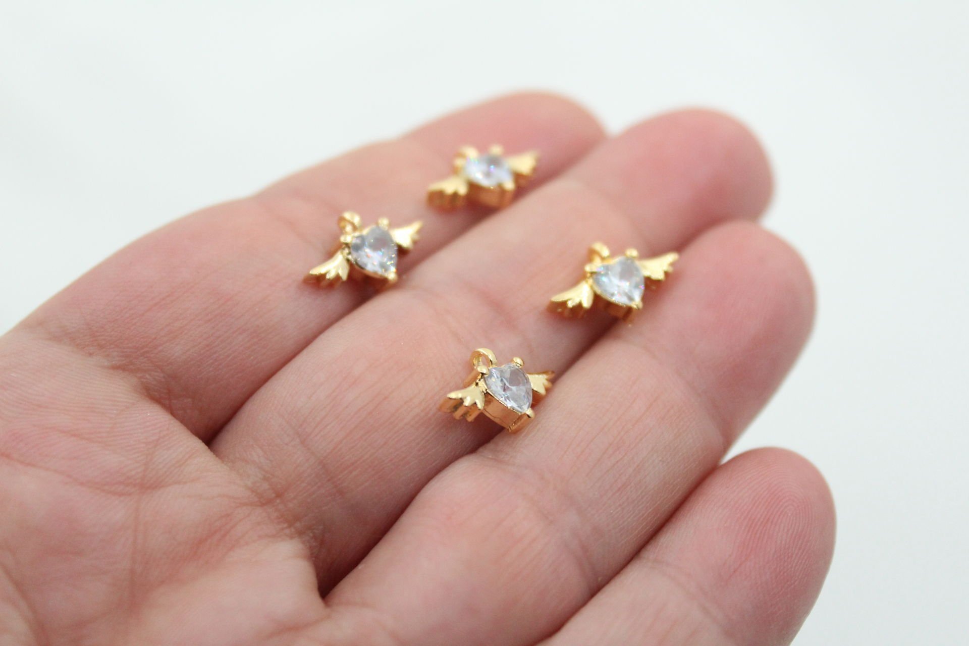 Altın Kaplama Zirkonlu Mini Kalpli Melek