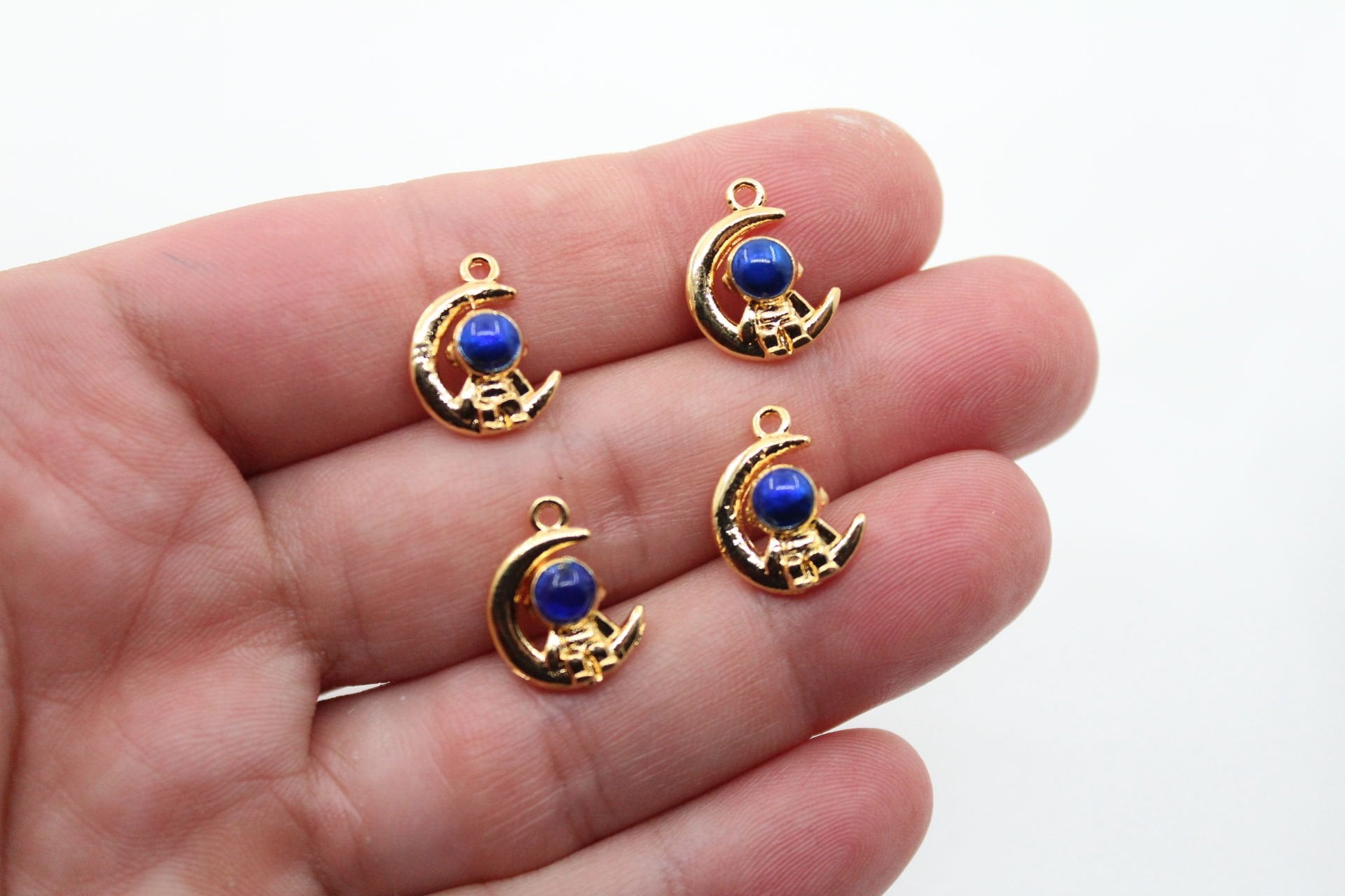 Altın Kaplama Aylı Astronot