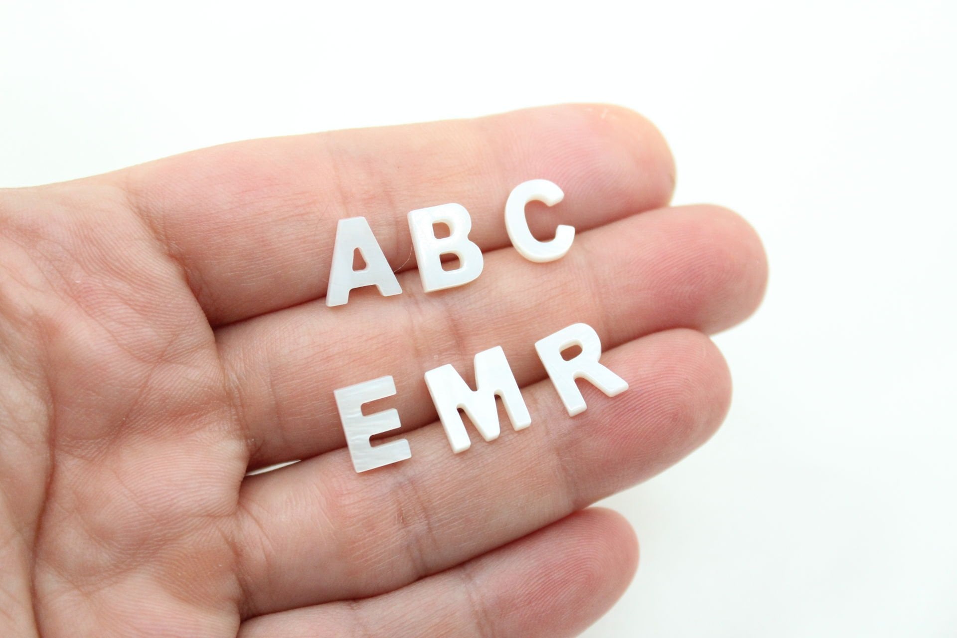 Sallantı Sedef Harf