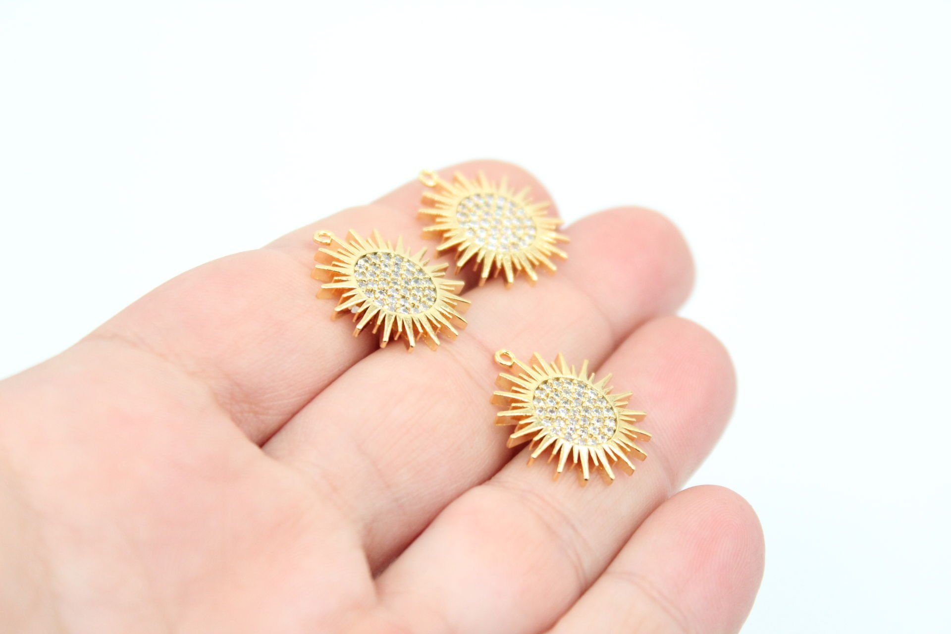 Altın Kaplama Zirkonlu Yeni Güneş