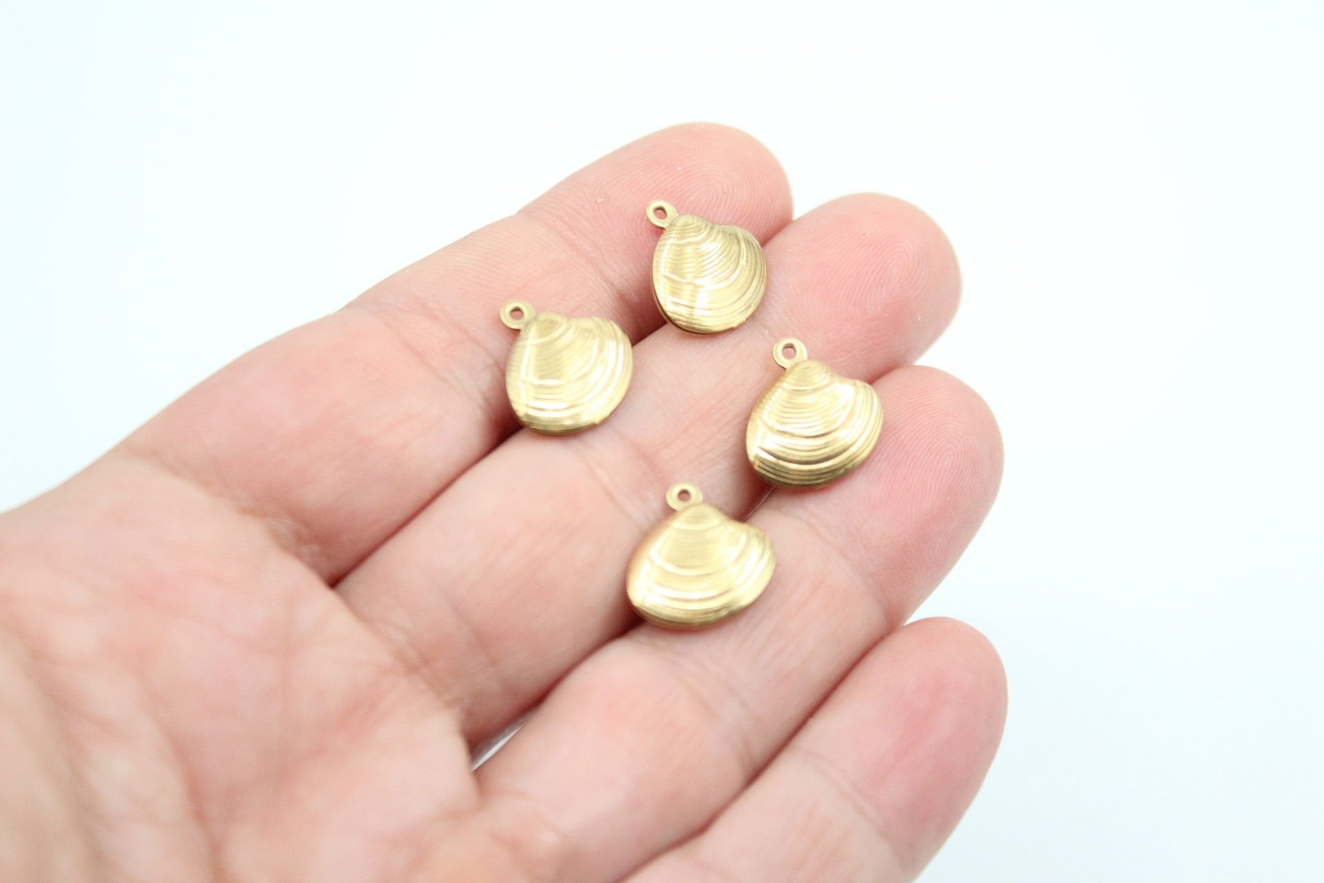 Çelik İstiridye Kolye Ucu