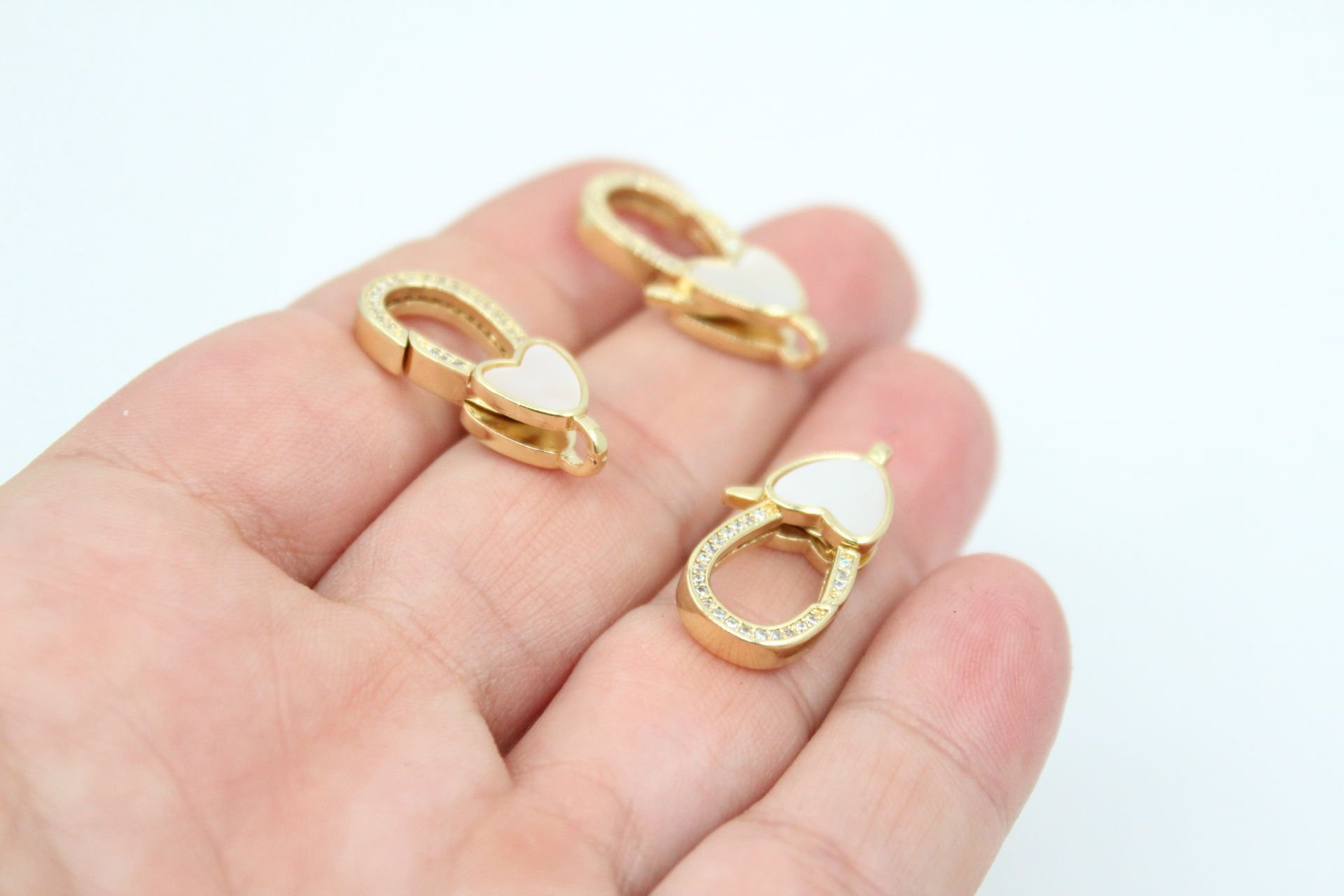 İthal Sedef Taşlı Zirkonlu Büyük Papağan Kilit