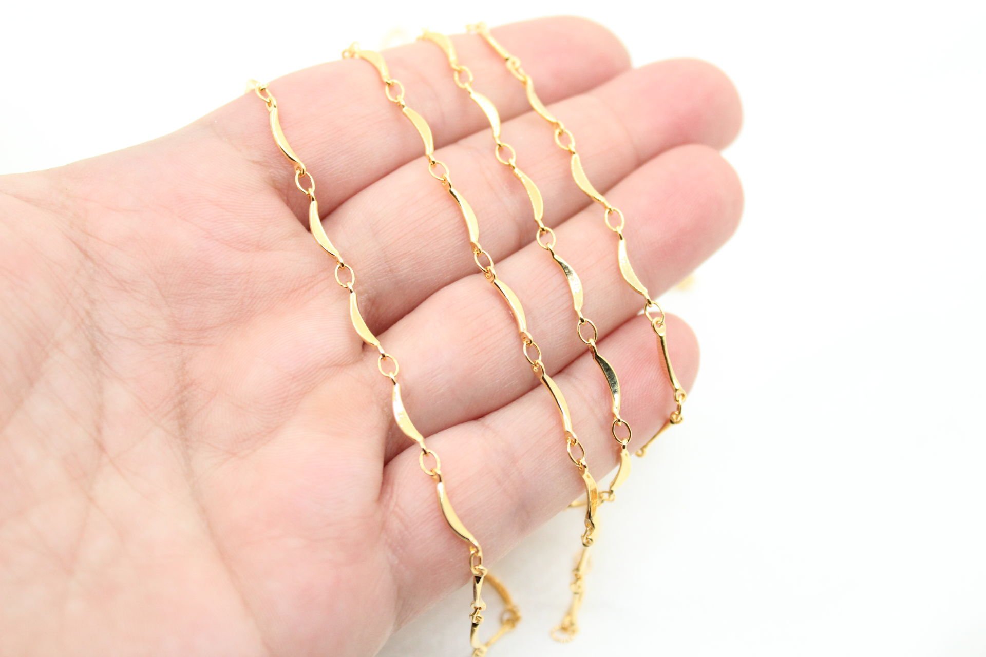 Altın Kaplama Ay Desenli Zincir