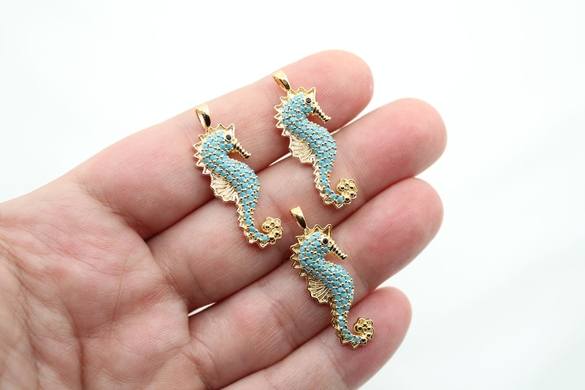 Altın Kaplama Turkuaz Taşlı Deniz Atı