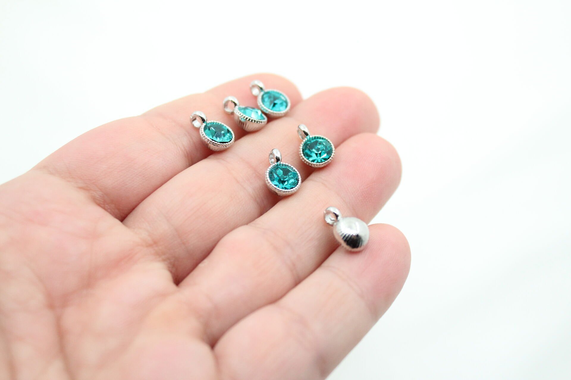 Rodyum Kaplama Tek Taş Sallantı Aparat Petrol