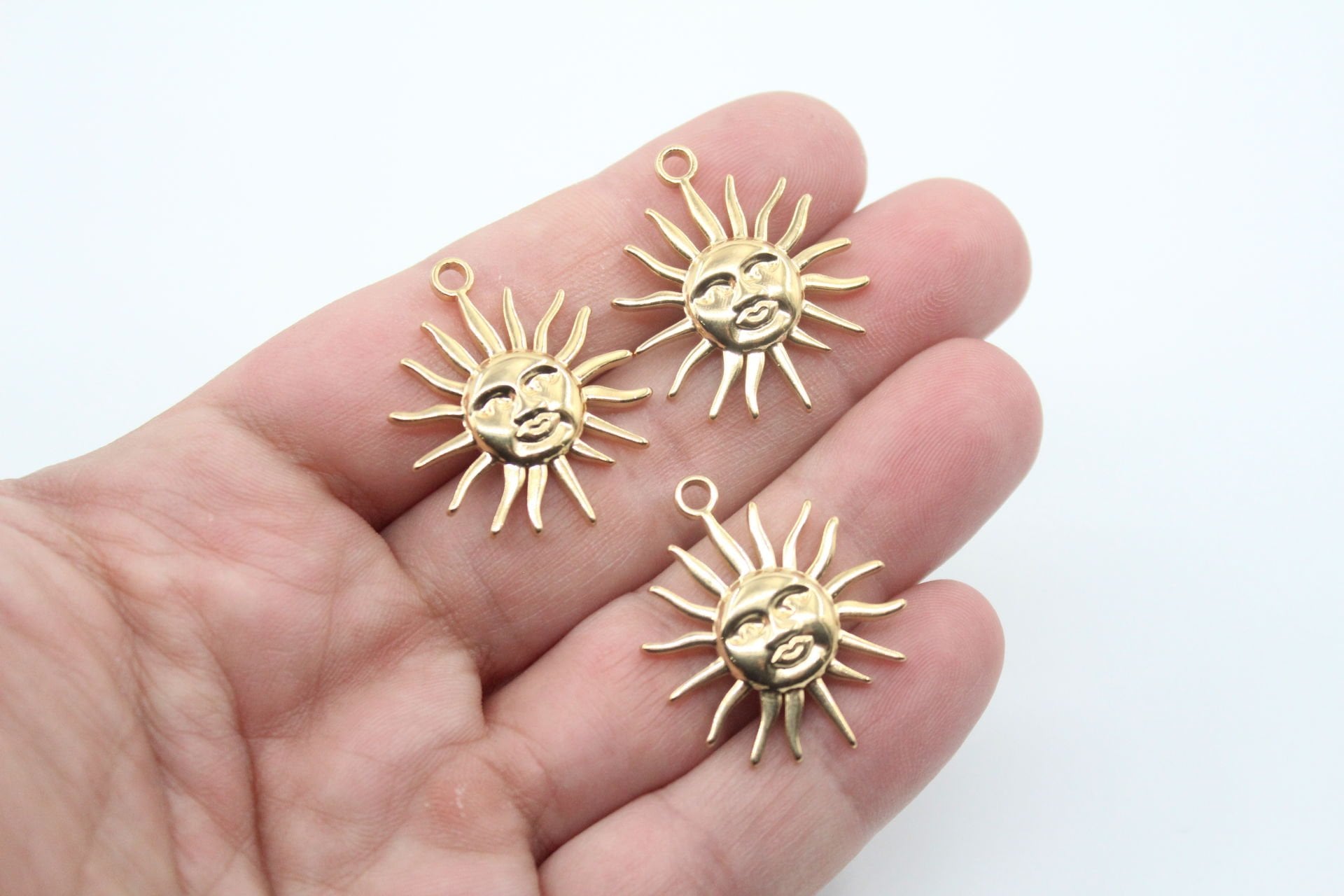 Büyük Güneş Çelik Kolye Ucu