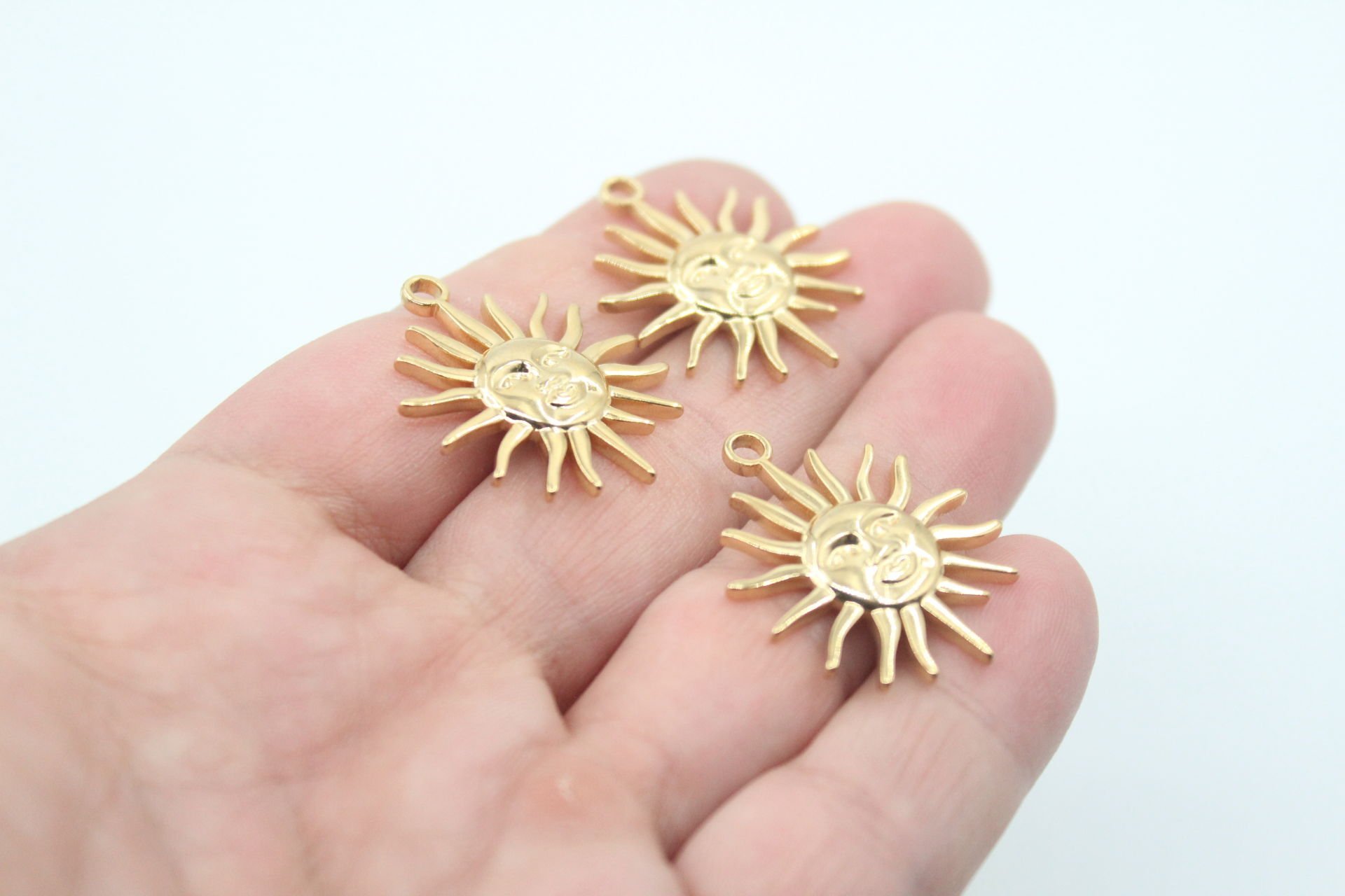 Büyük Güneş Çelik Kolye Ucu