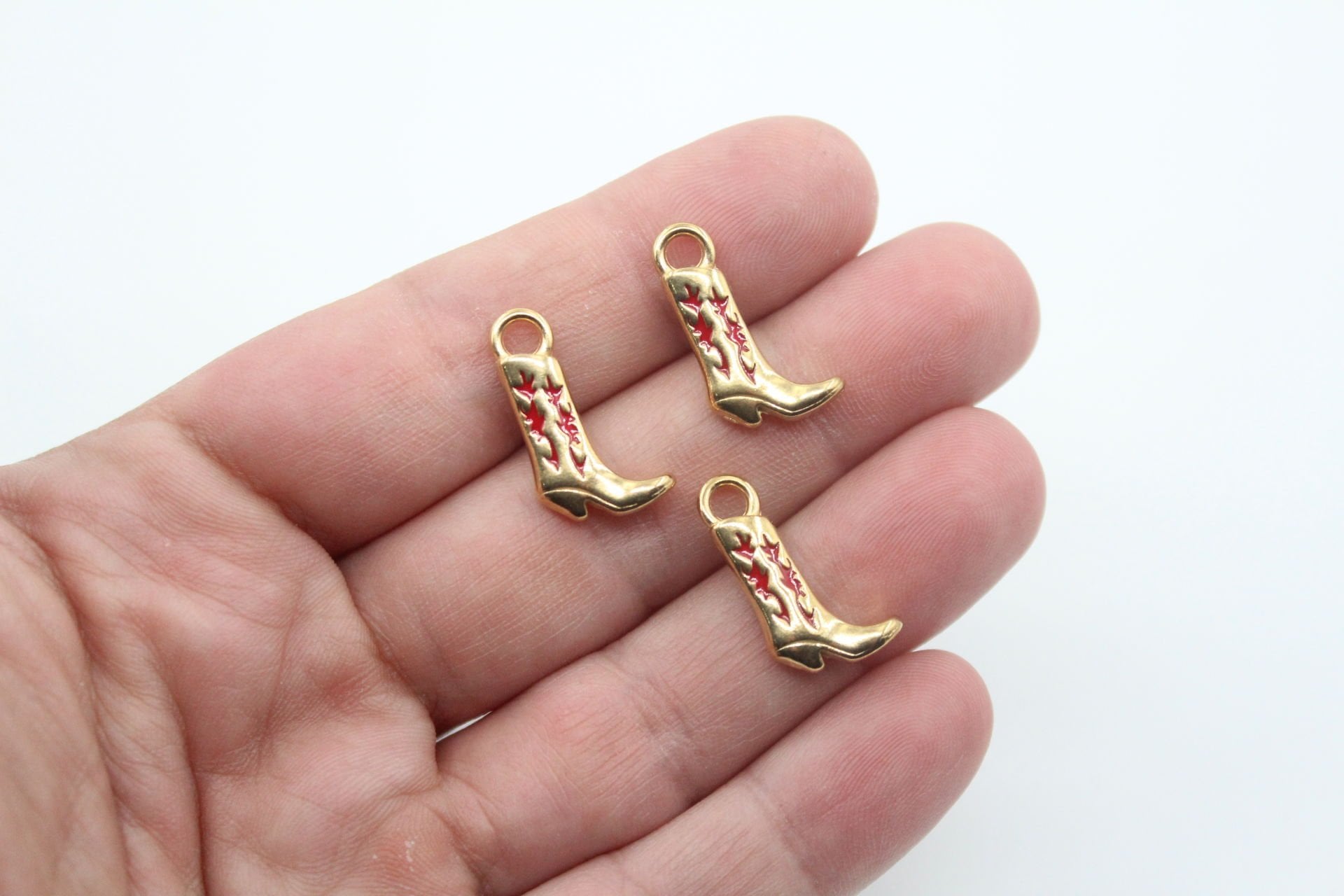 Kırmızı Mineli Çelik Çizme Kolye Ucu