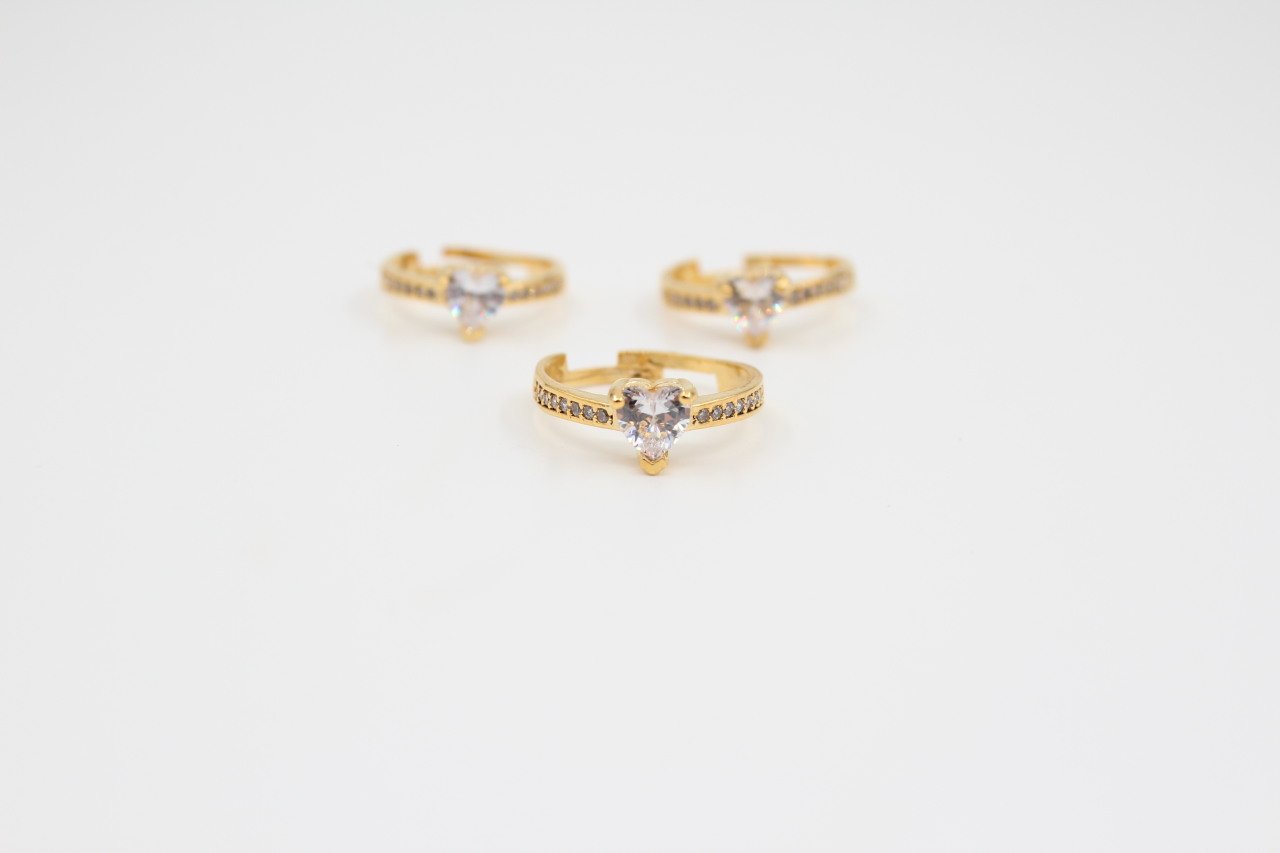 Altın Kap. 6mm Beyaz Kalp Zirkonlu Yüzük