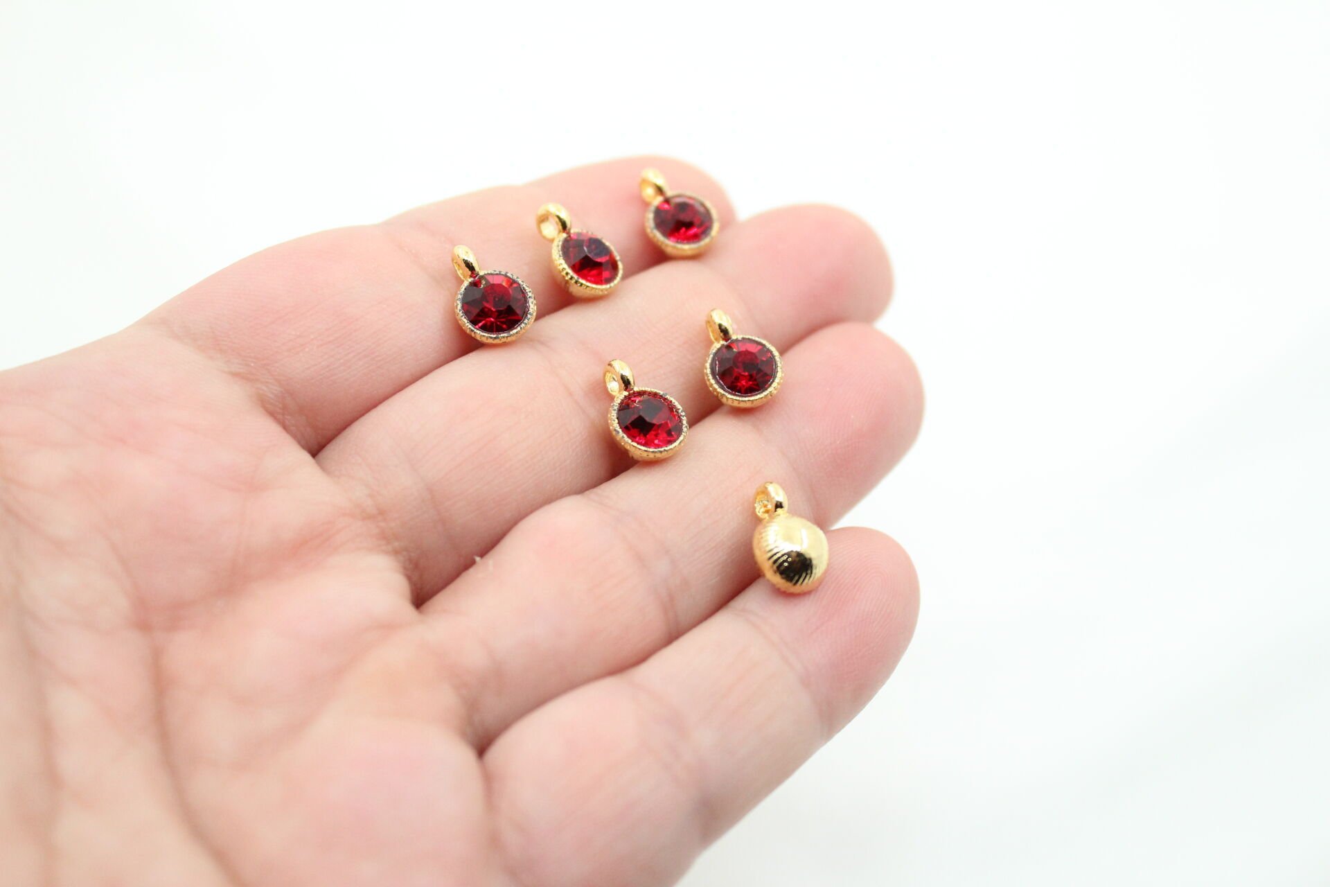 Altın Kaplama Tek Taş Sallantı Aparat Kırmızı