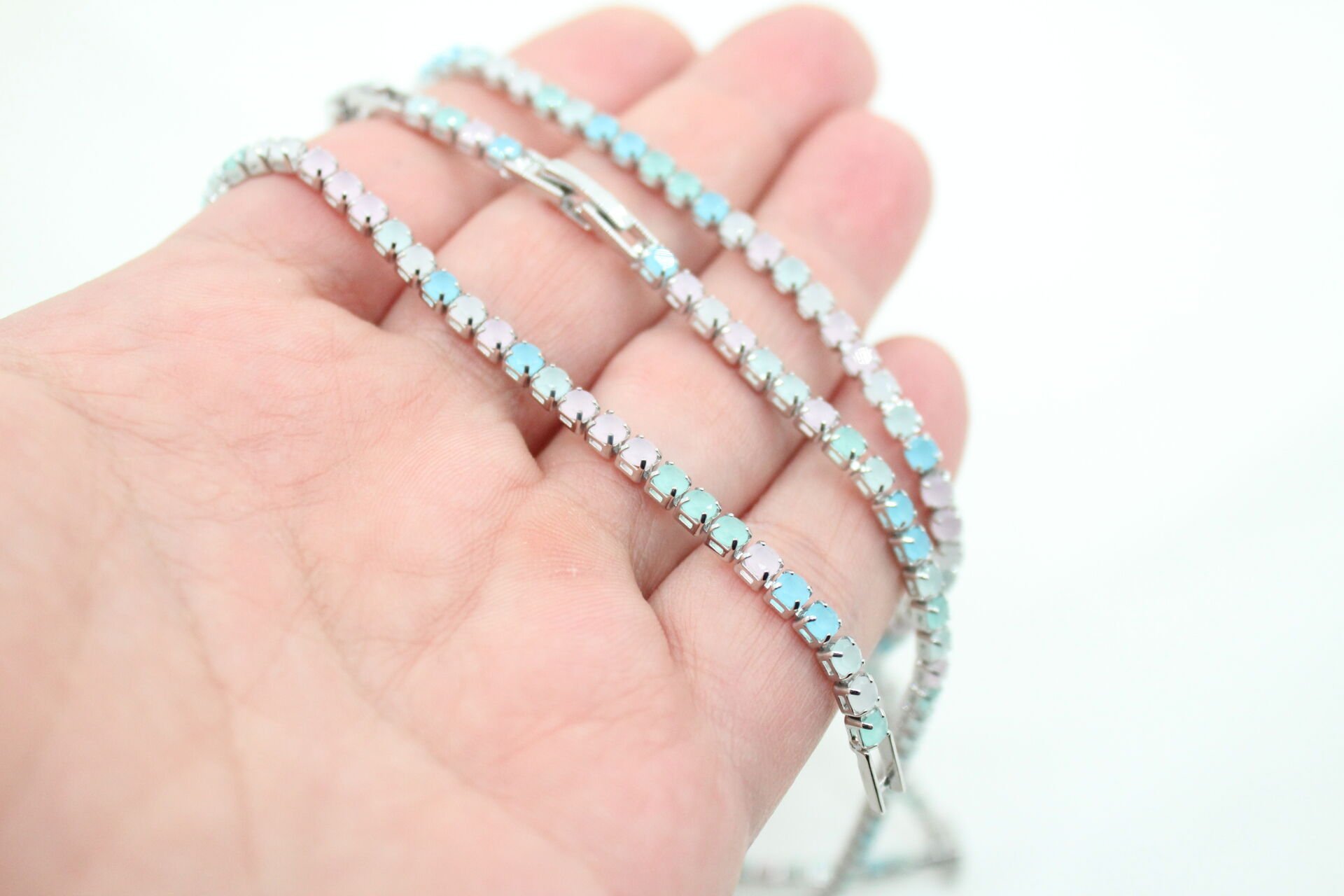 Rodyum Kaplama Küçük Yuvarlak Buzlu Mix Su Yolu Bileklik