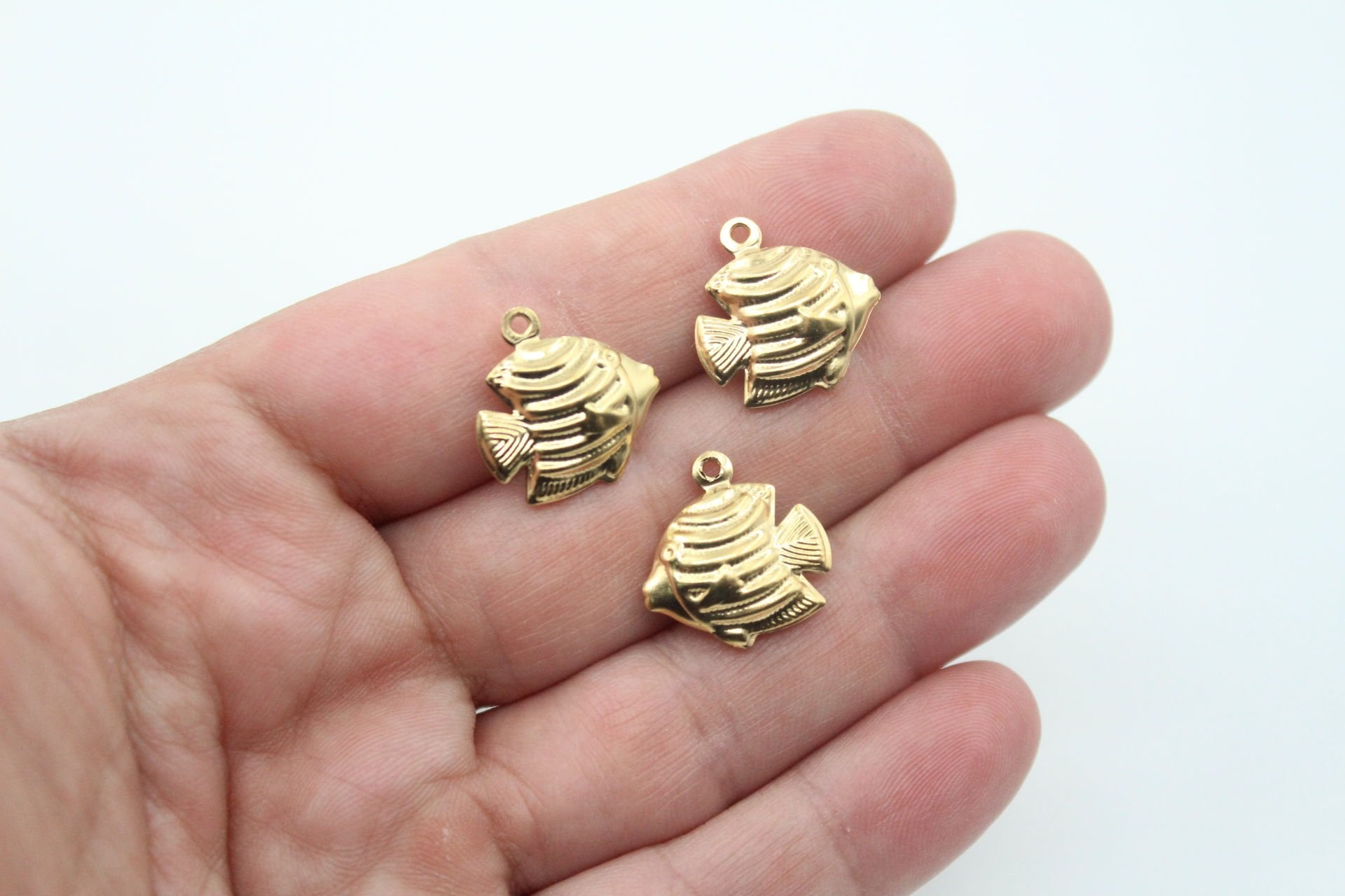 Balık Figürü Çelik Kolye Ucu