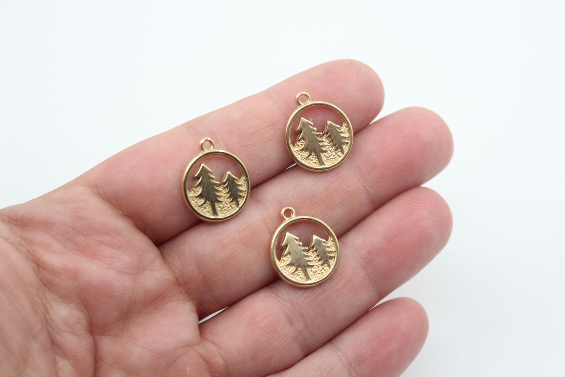 Yuvarlak Ağaç Desenli Çelik Kolye Ucu