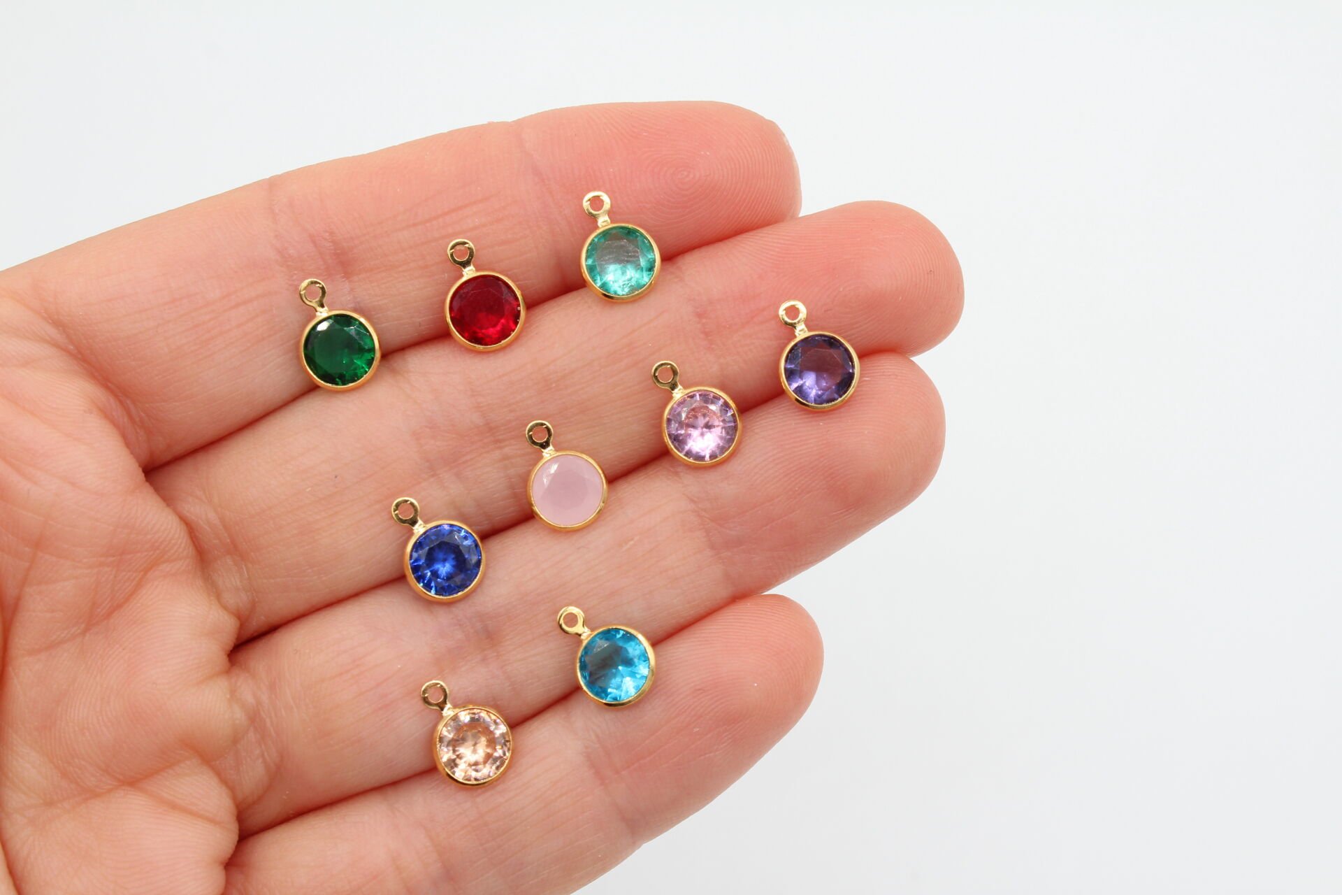 Altın Kaplama Zirkon Yuvarlak Taşlı Minimal Uç