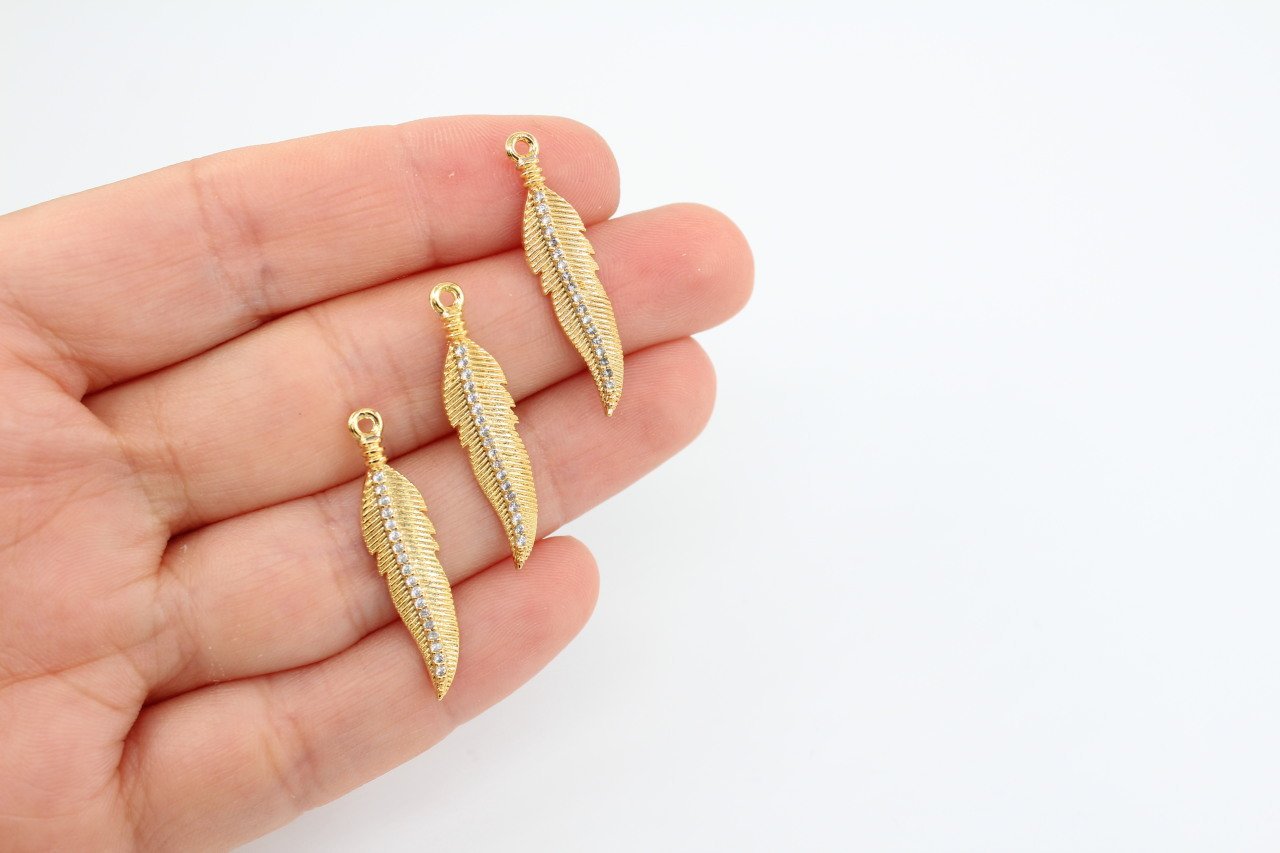 Altın Kap. Zirkonlu Tüy