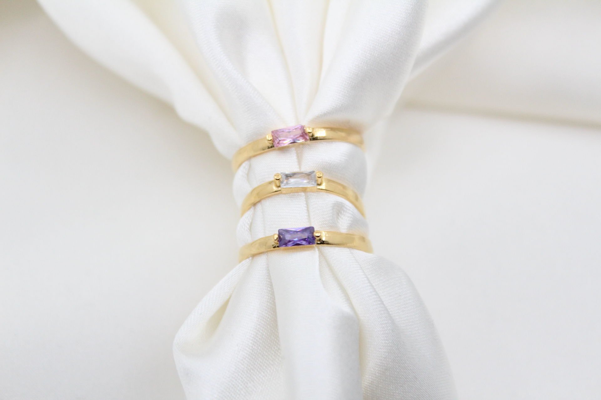 Altın Kaplama Mini Zirkon Baget Taşlı Yüzük