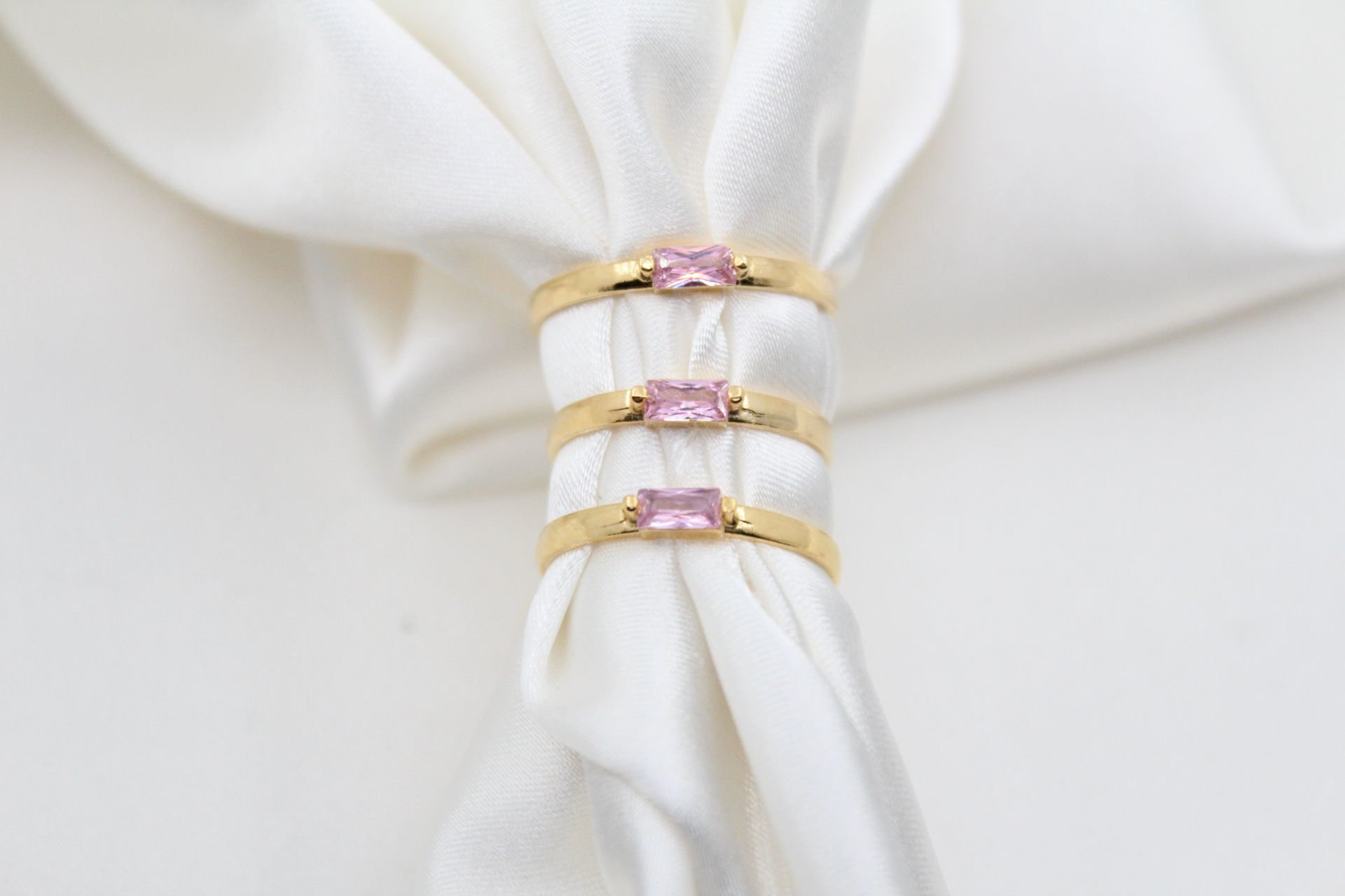Altın Kaplama Mini Zirkon Baget Taşlı Yüzük Pembe