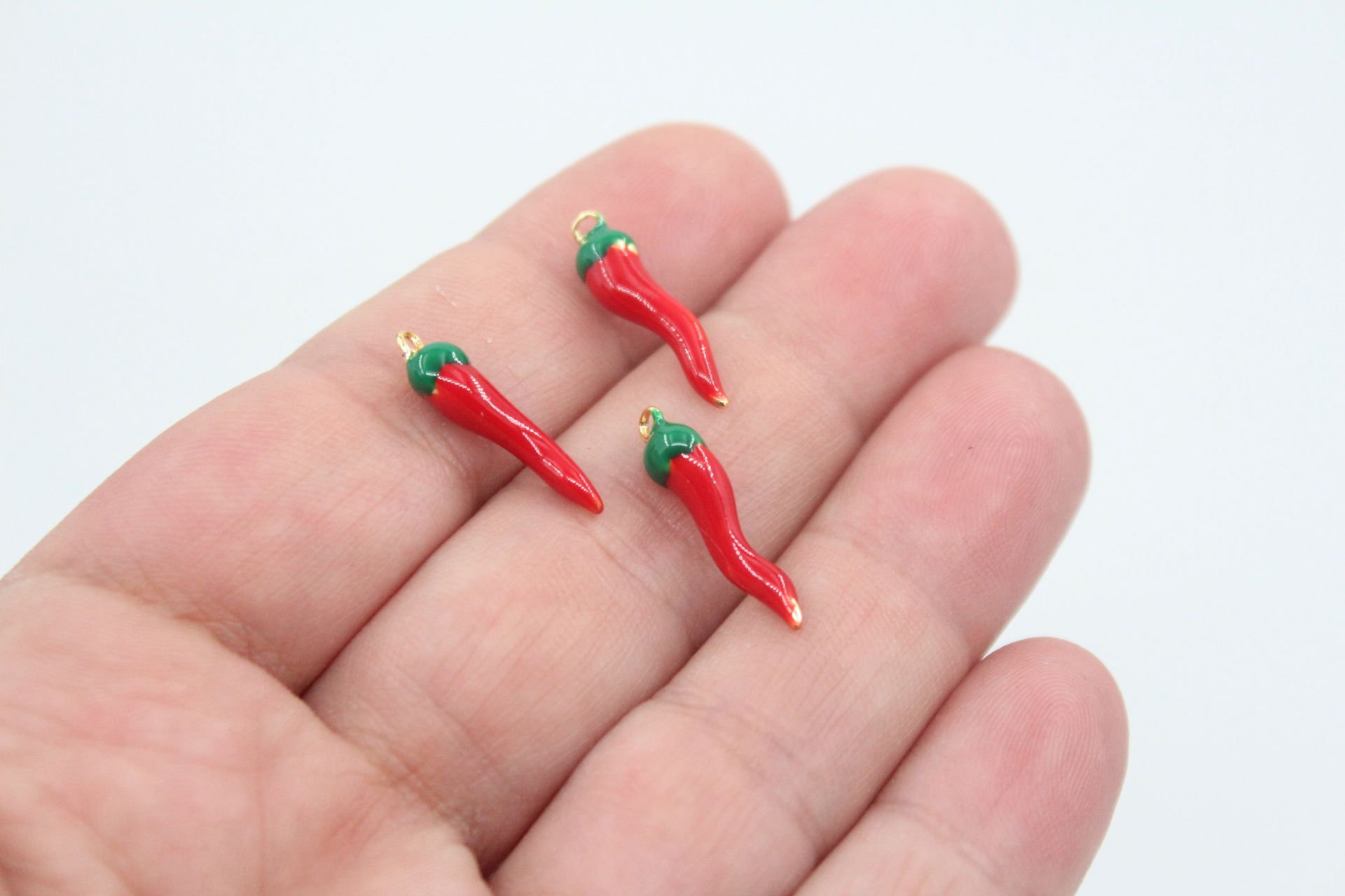 Yeşil Yapraklı Biber Kolye Ucu