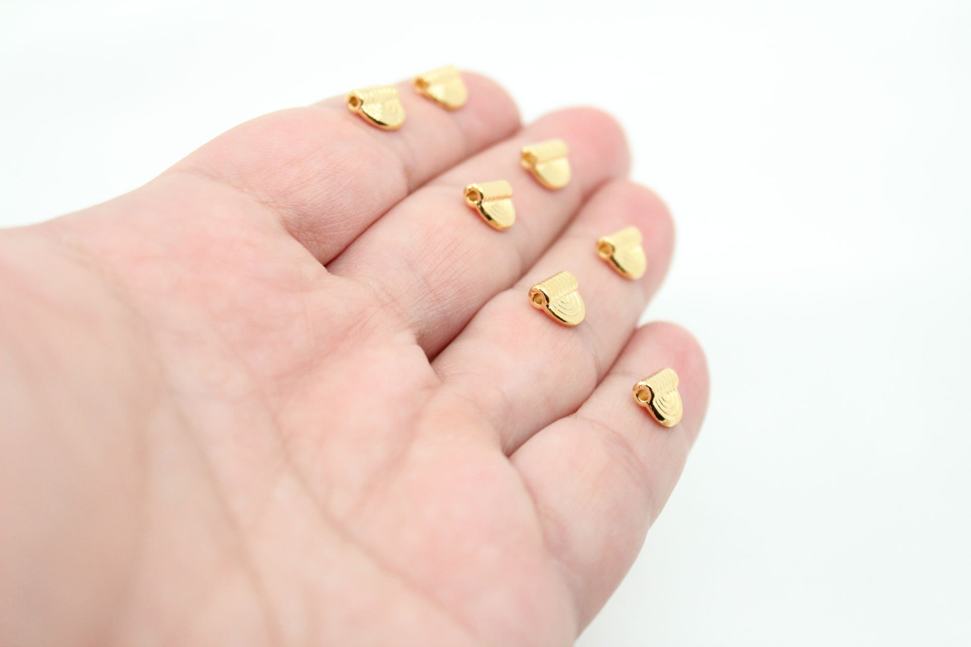 Altın Kaplama Üstten Delikli Çizgili Ara Aparat 10gr