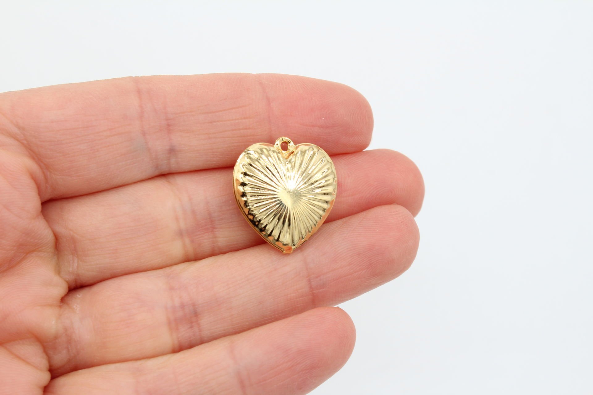 Altın Kaplama Yeni Desenli Kalp