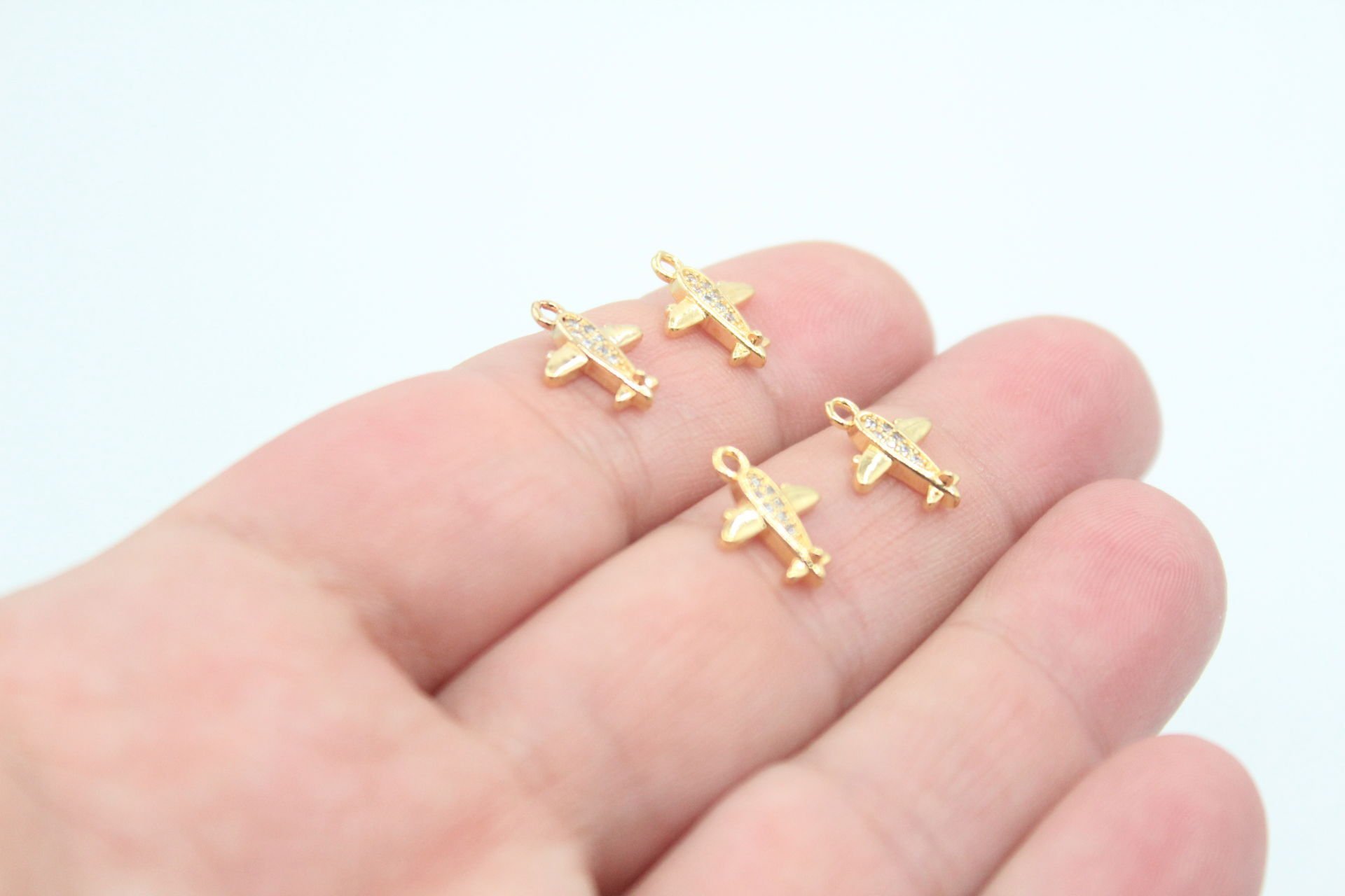 Altın Kaplama Zirkonlu Mini Uçak Kolye Ucu