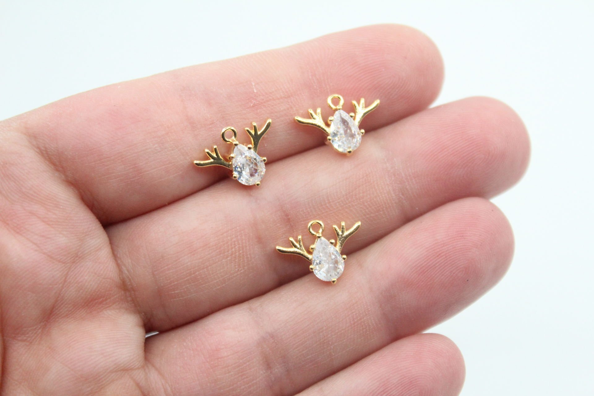 Altın Kaplama Damla Taşlı Geyik Kolye Ucu