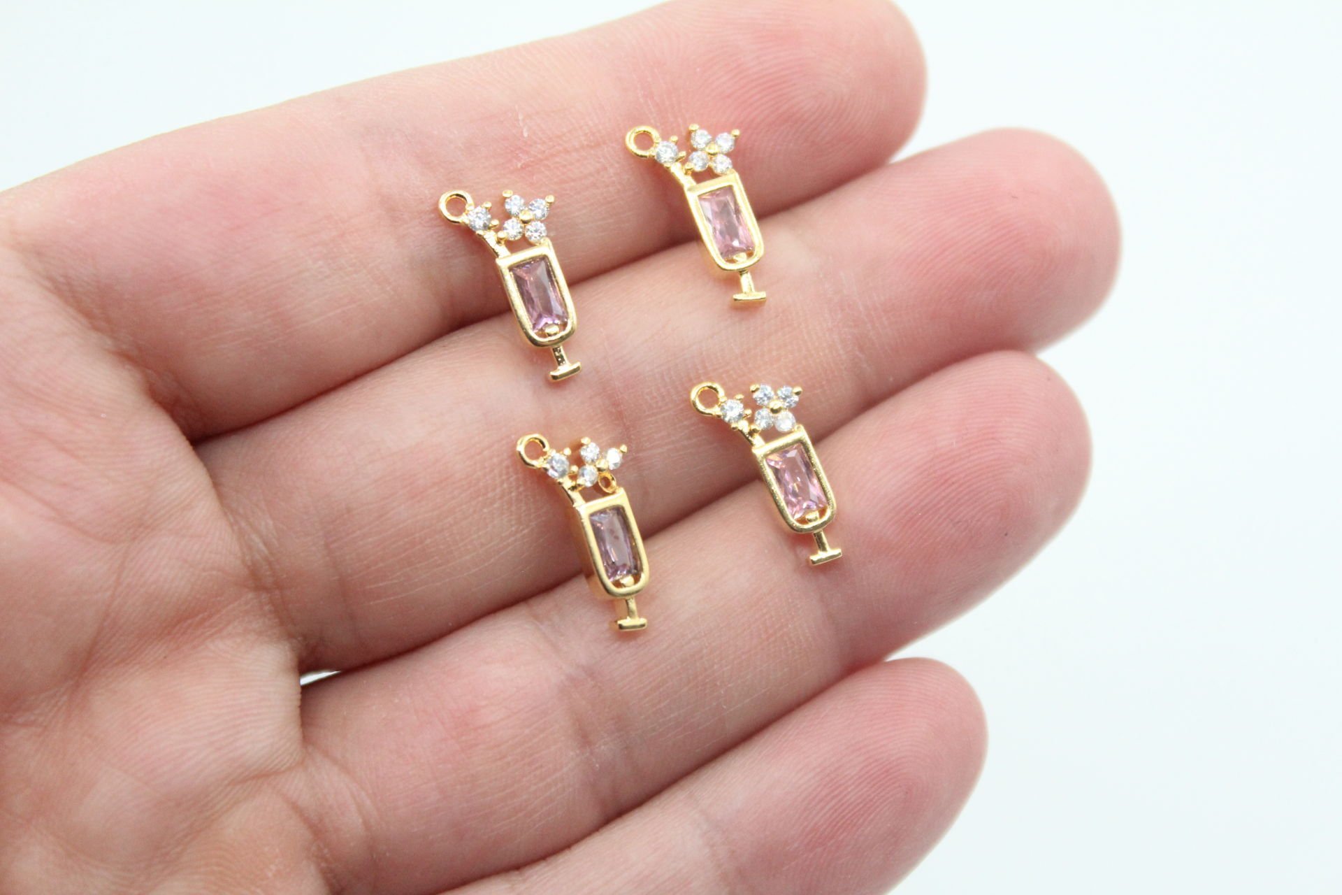 Altın Kaplama Pembe Taşlı Bardak Kolye Ucu