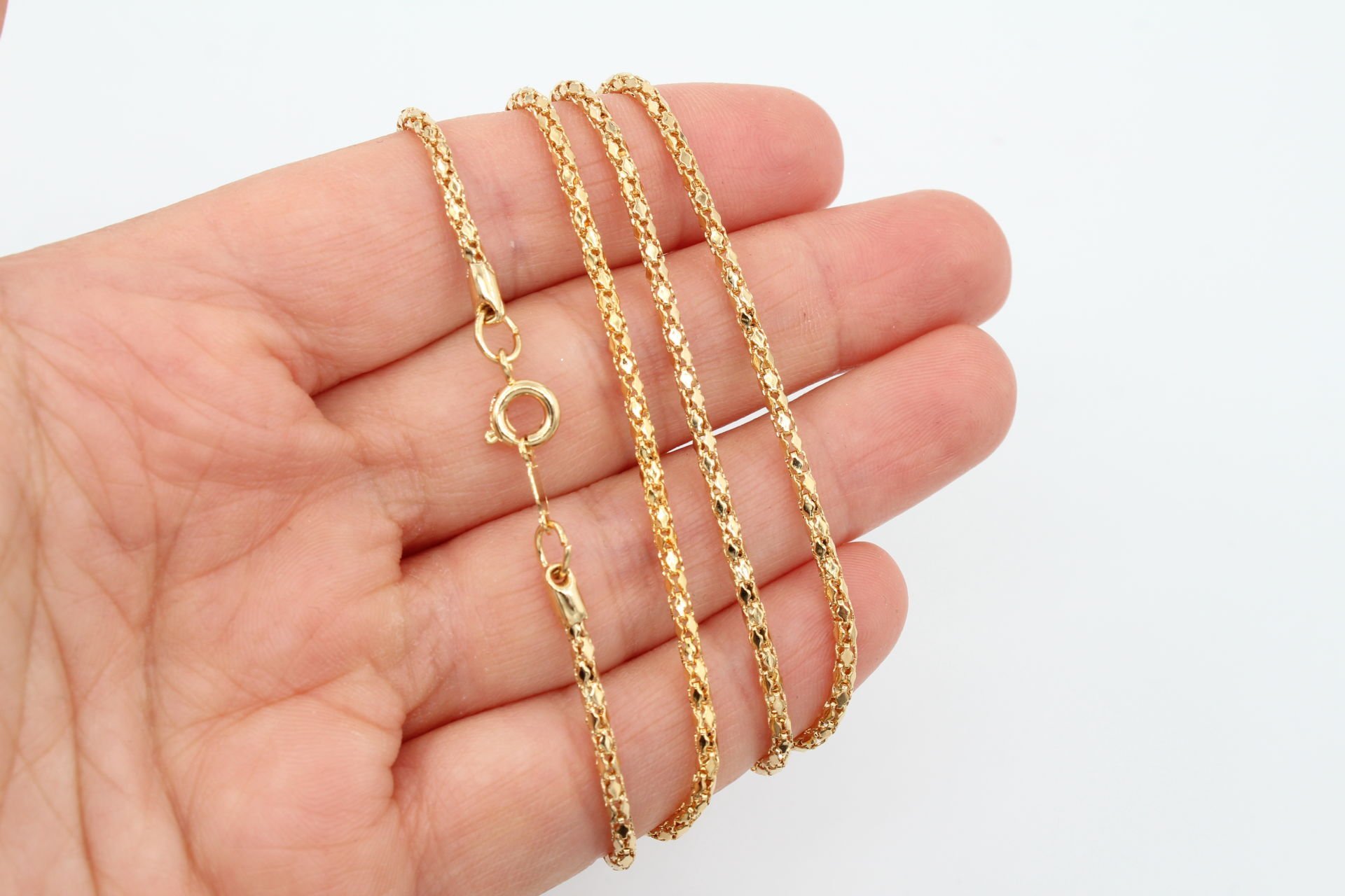 Altın Kaplama Desenli Hazır Kolye