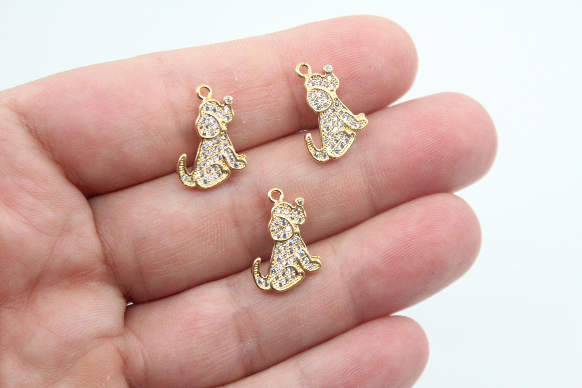 Altın Kaplama Köpek Figürlü Kolye Ucu