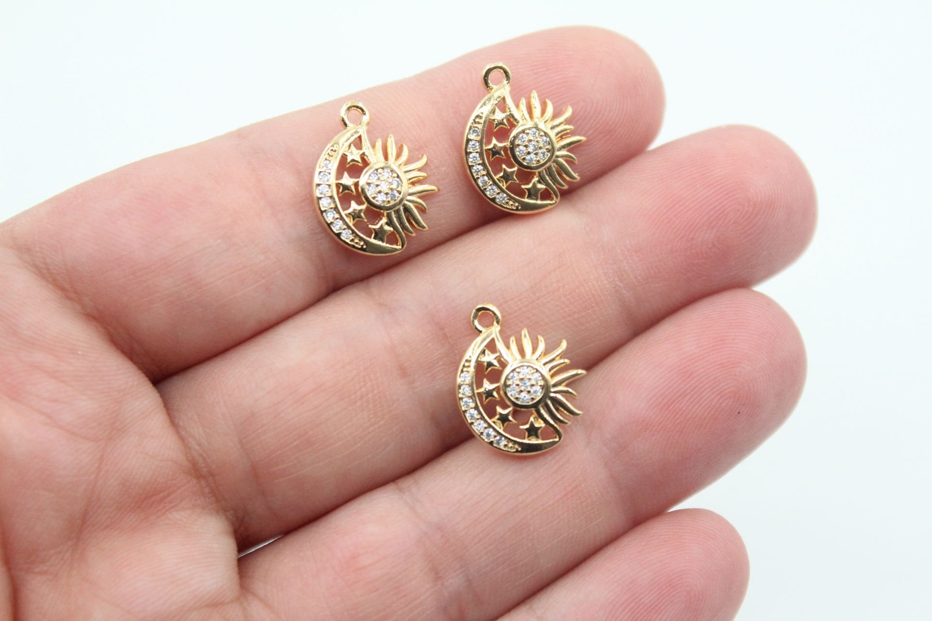 Altın Kaplama Zirkonlu Güneş Ay Kolye Ucu