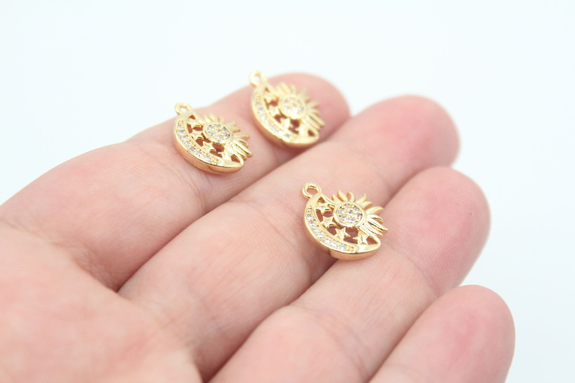 Altın Kaplama Zirkonlu Güneş Ay Kolye Ucu