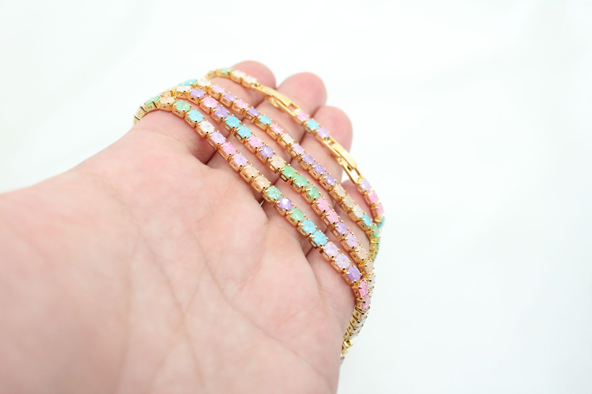 Altın Kaplama Yuvarlak Simli Zirkonlu Mix Su Yolu Bileklik