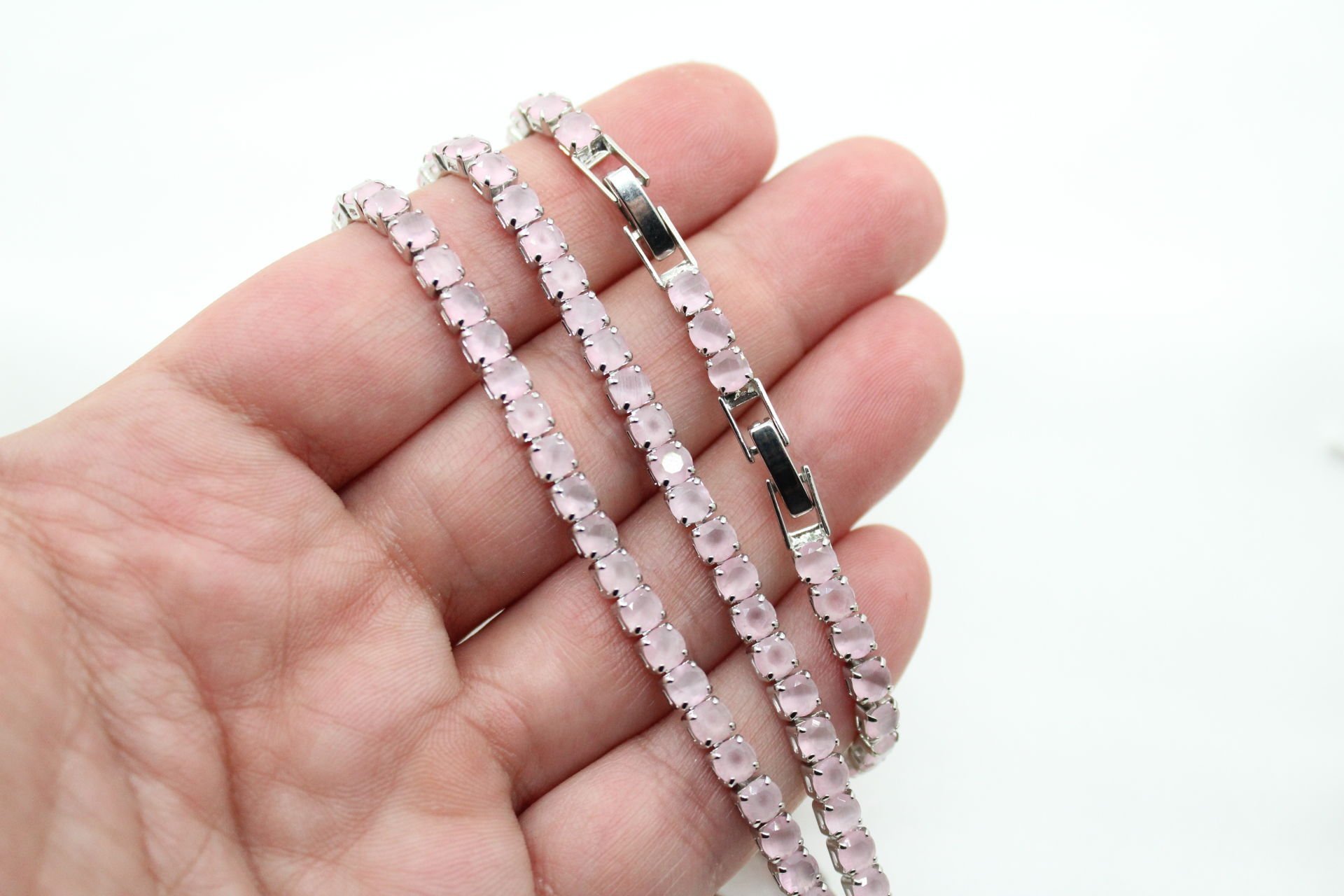 Rodyum Kaplama Buzlu Pembe Su Yolu Bileklik