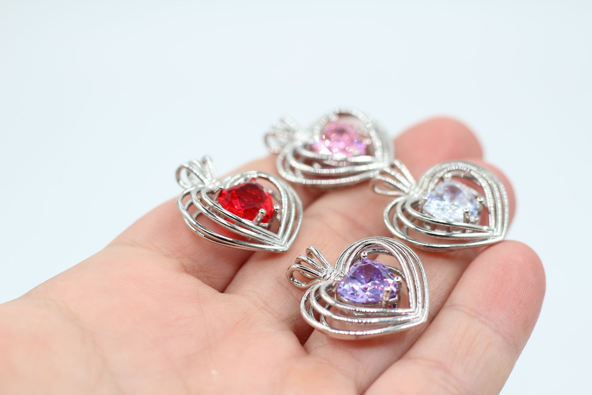 Rodyum Kaplama Zirkonlu Büyük Kafes Kalp