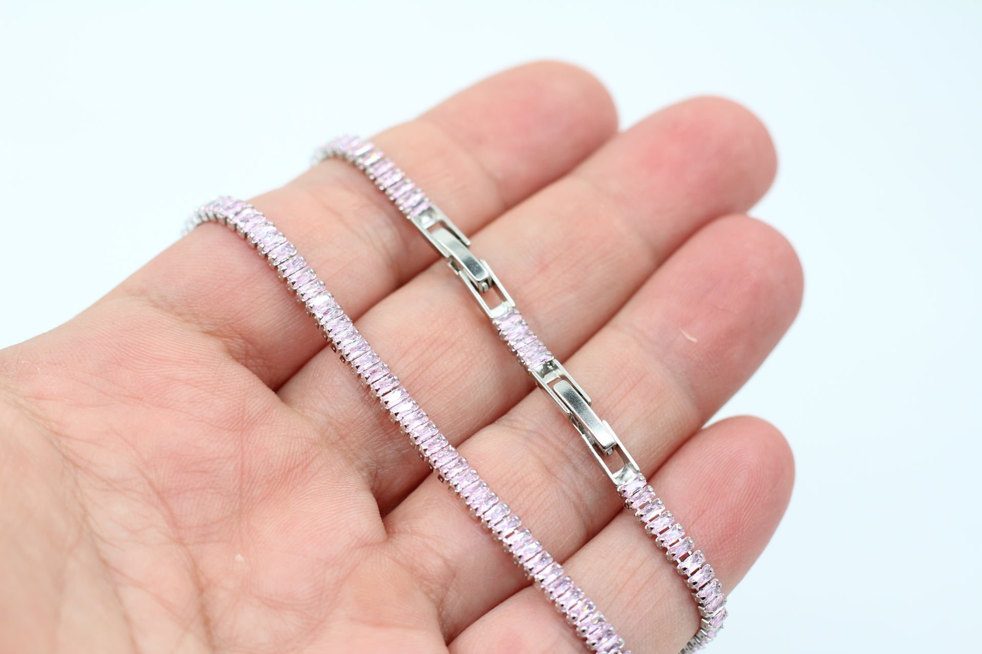 Rodyum Kaplama Pembe Minik Baget Taşlı Su Yolu Bileklik