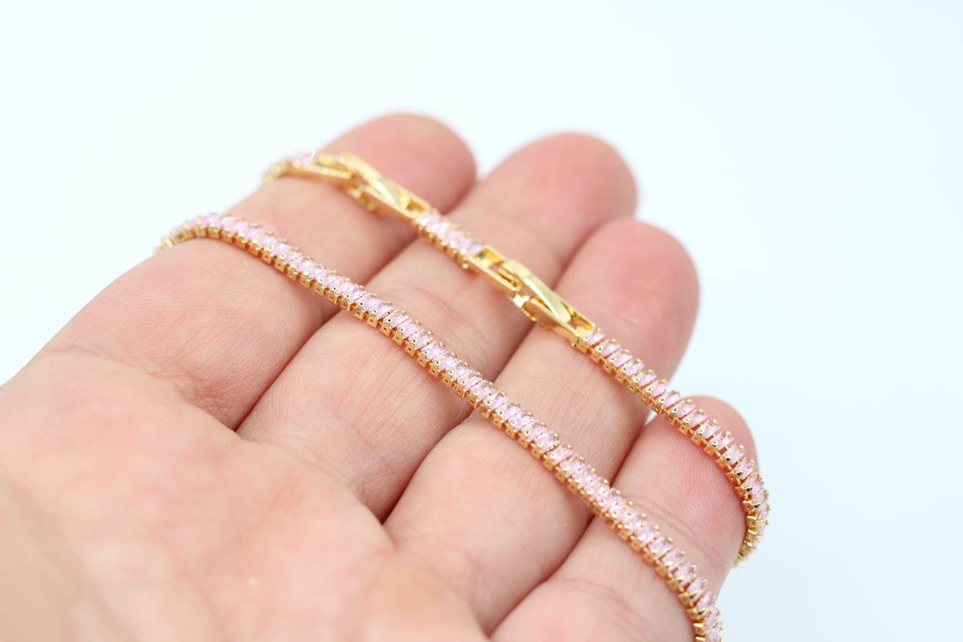 Altın Kaplama Pembe Minik Baget Taşlı Su Yolu Bileklik