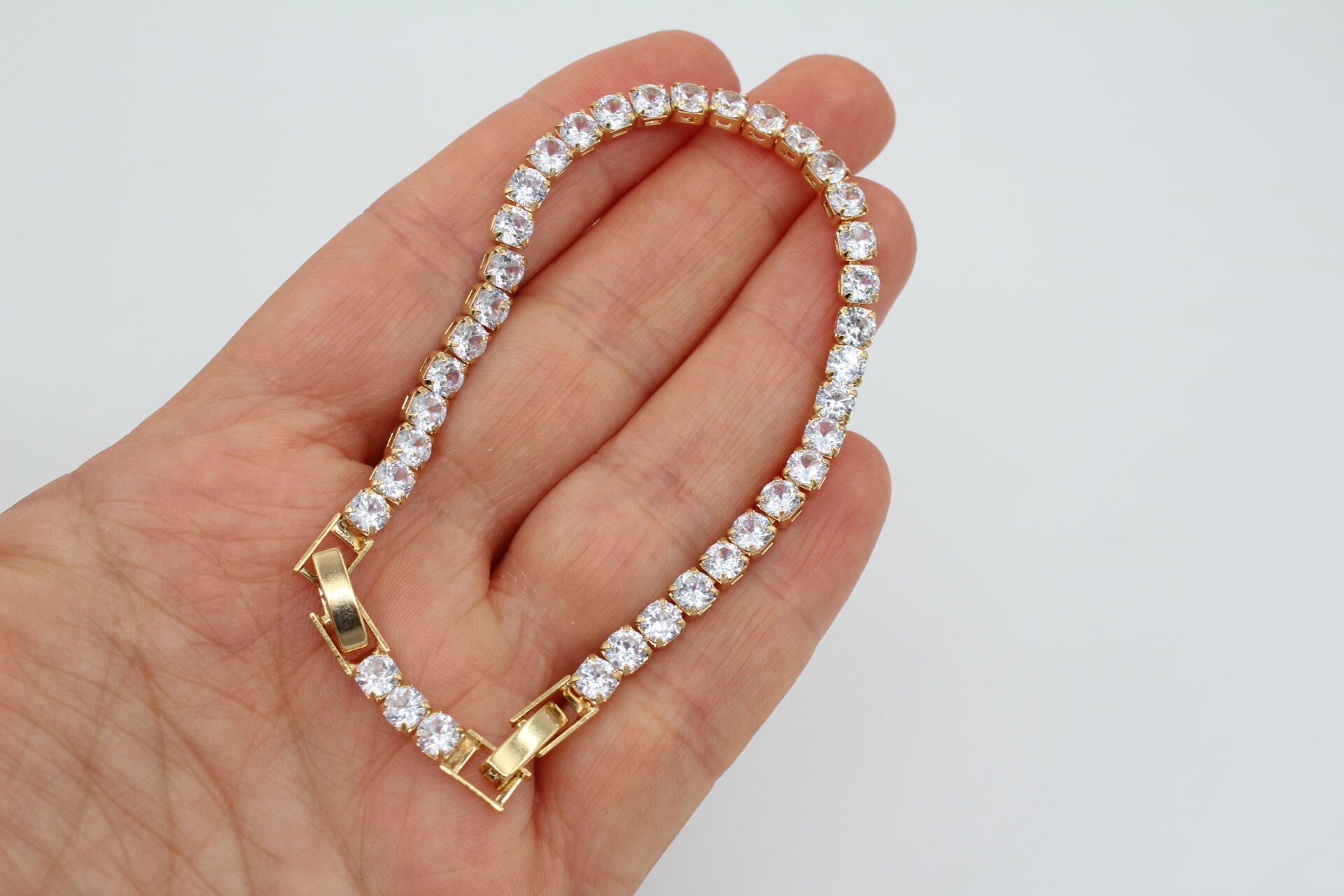 Altın Kaplama Yuvarlak Zirkonlu Bileklik