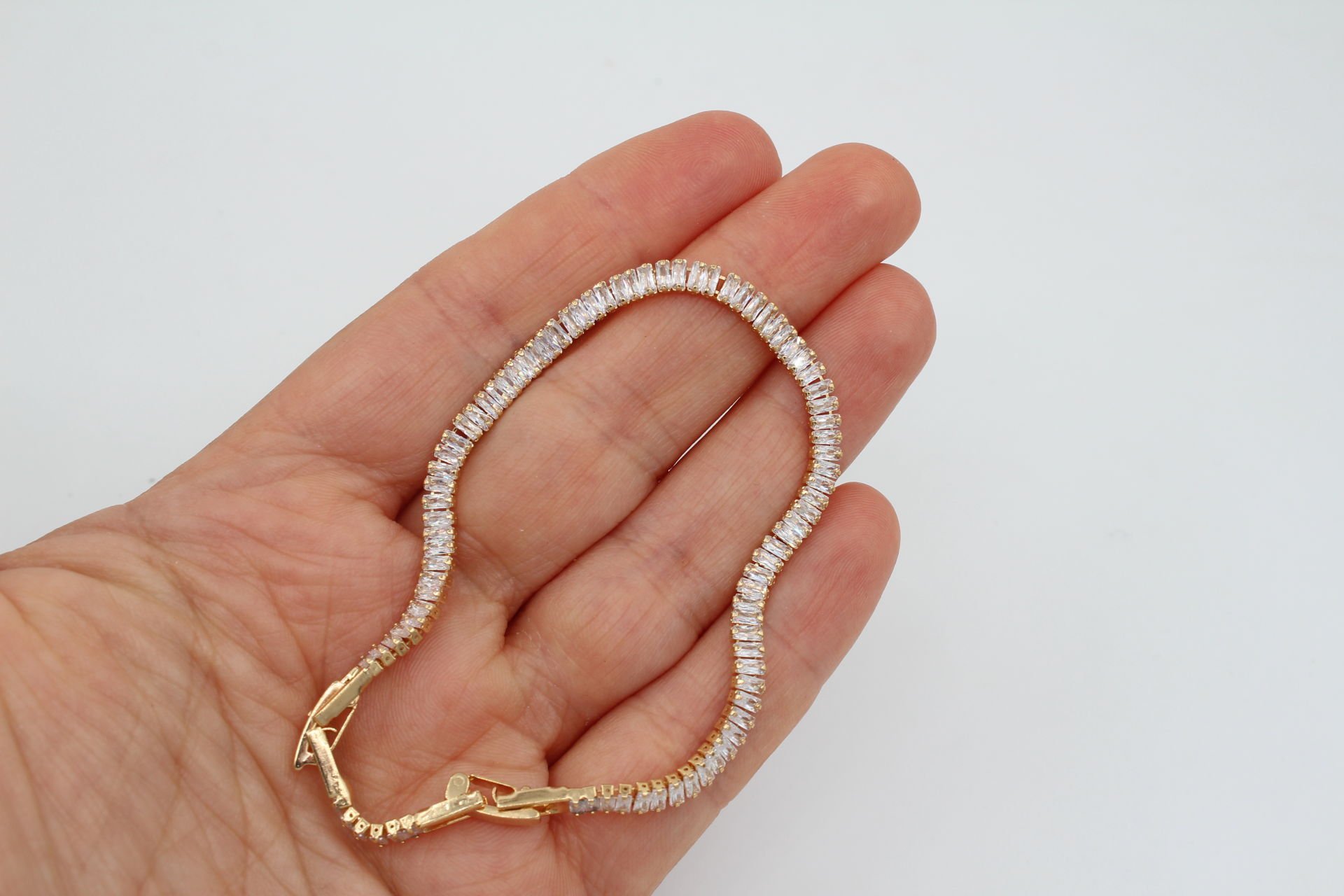 Altın Kaplama Küçük Baget Taşlı Zirkonlu Bileklik