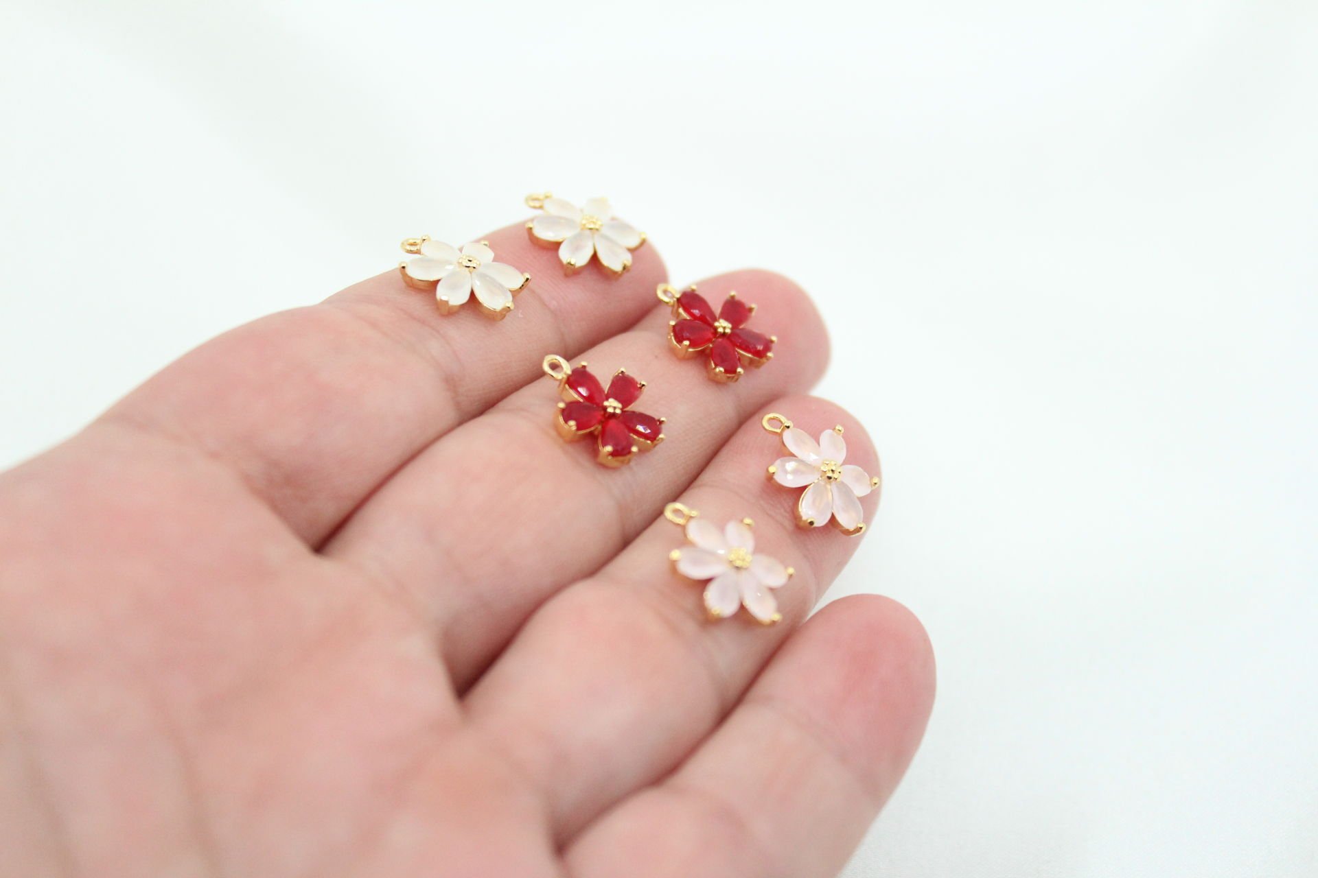 Altın Kaplama Buzlu Taşlı Çiçek