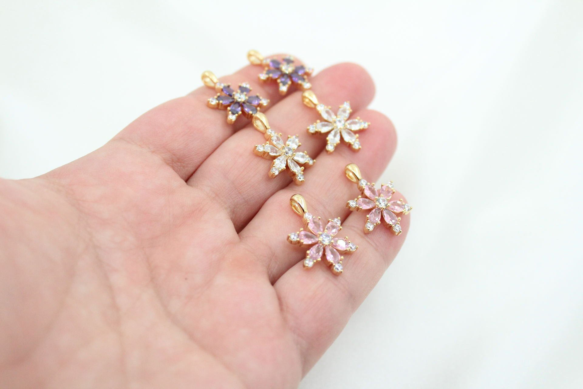 Altın Kaplama Yıldız Çiçeği Kolye Ucu