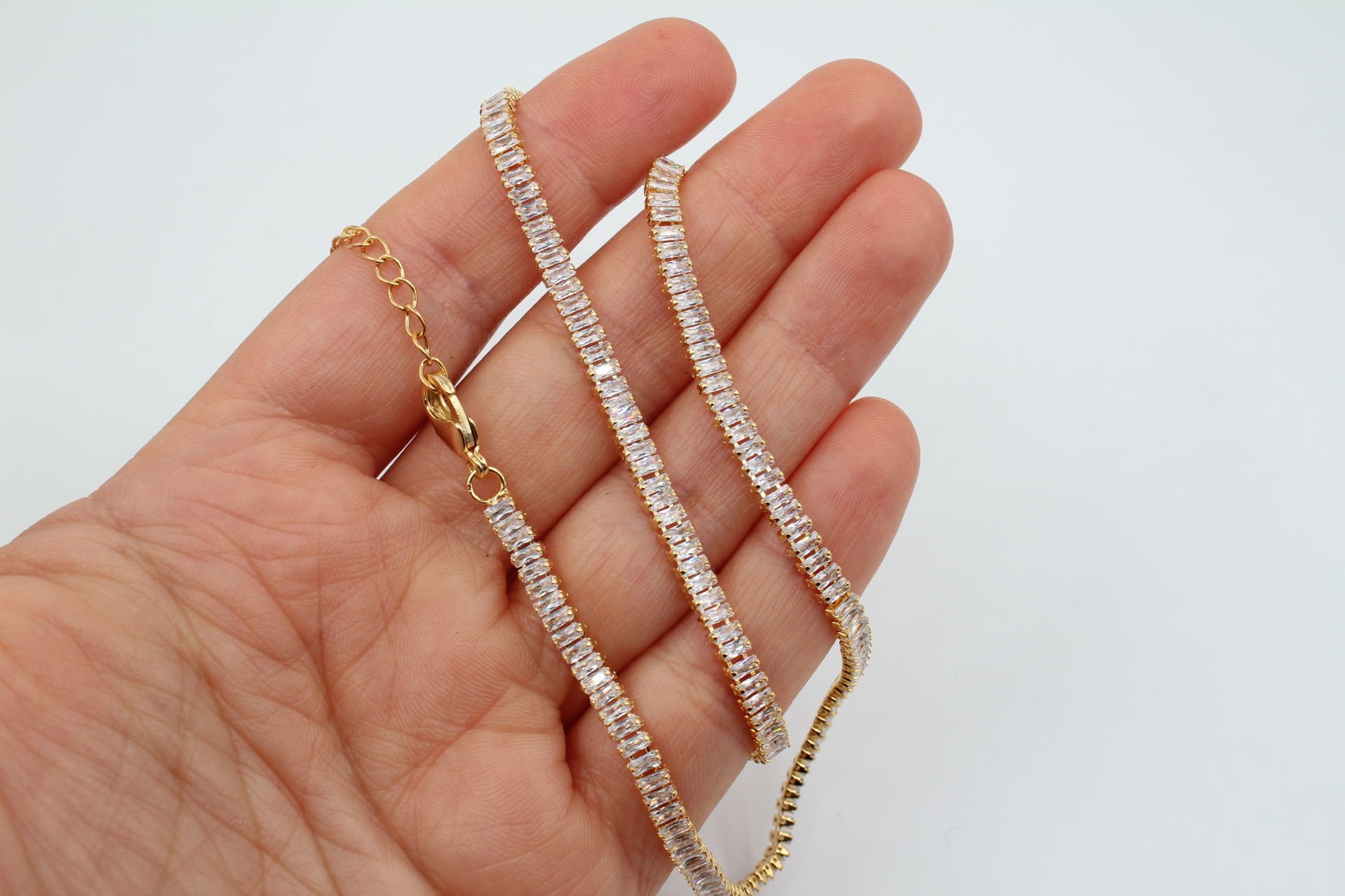 Altın Kaplama Küçük Baget Taşlı Zirkonlu Hazır Kolye