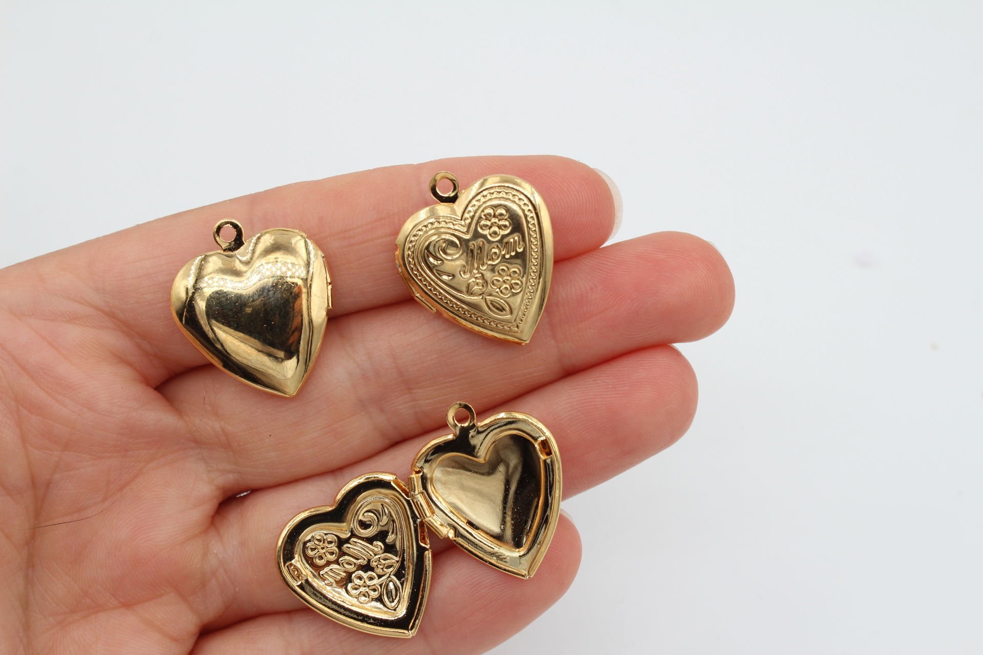 Altın Kaplama Kapaklı MOM