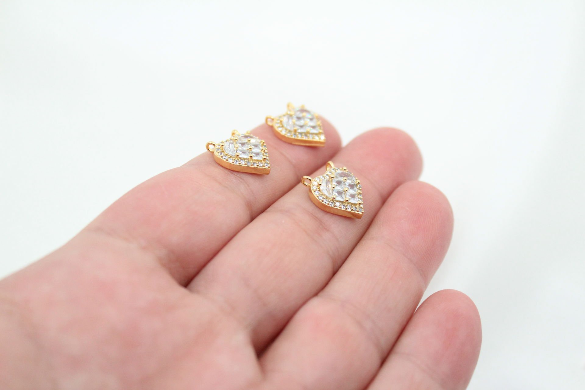 Altın Kaplama Kare Taşlı Çift Kuplu Kalp Kolye Ucu