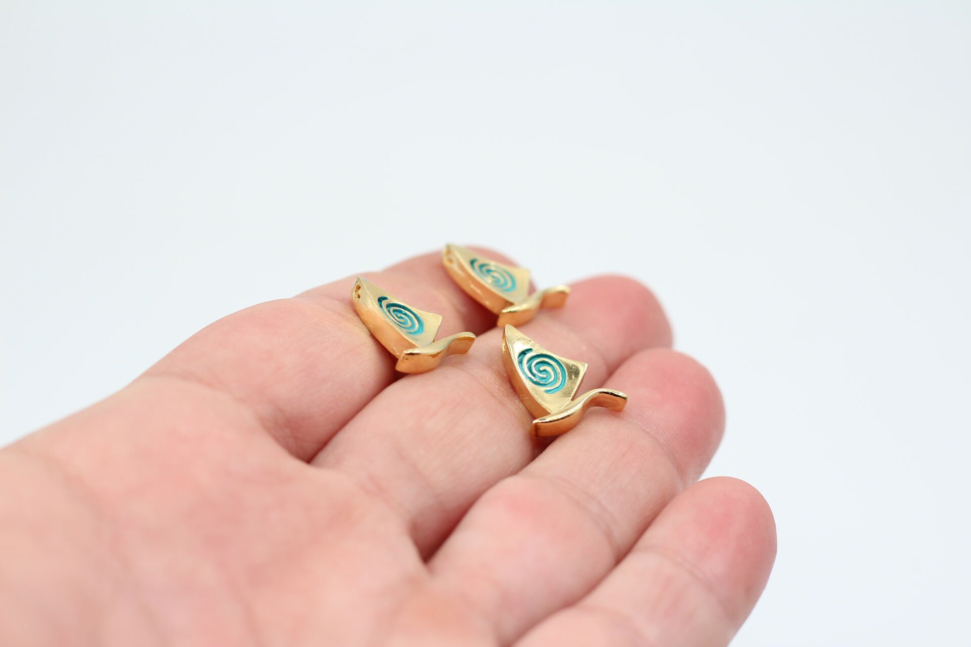 Altın Kaplama Mineli Yelkenli Kolye Ucu