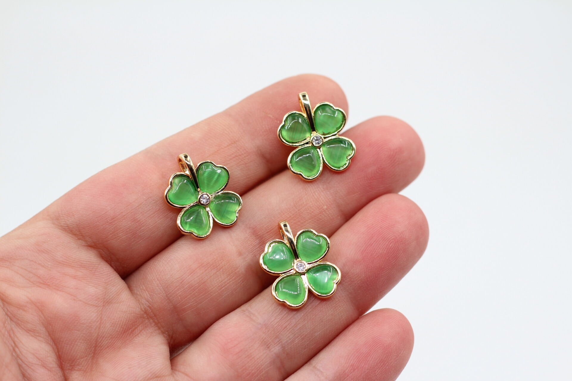 Altın Kaplama İthal Sedef Taşlı Yeşil Yonca Kolye Ucu