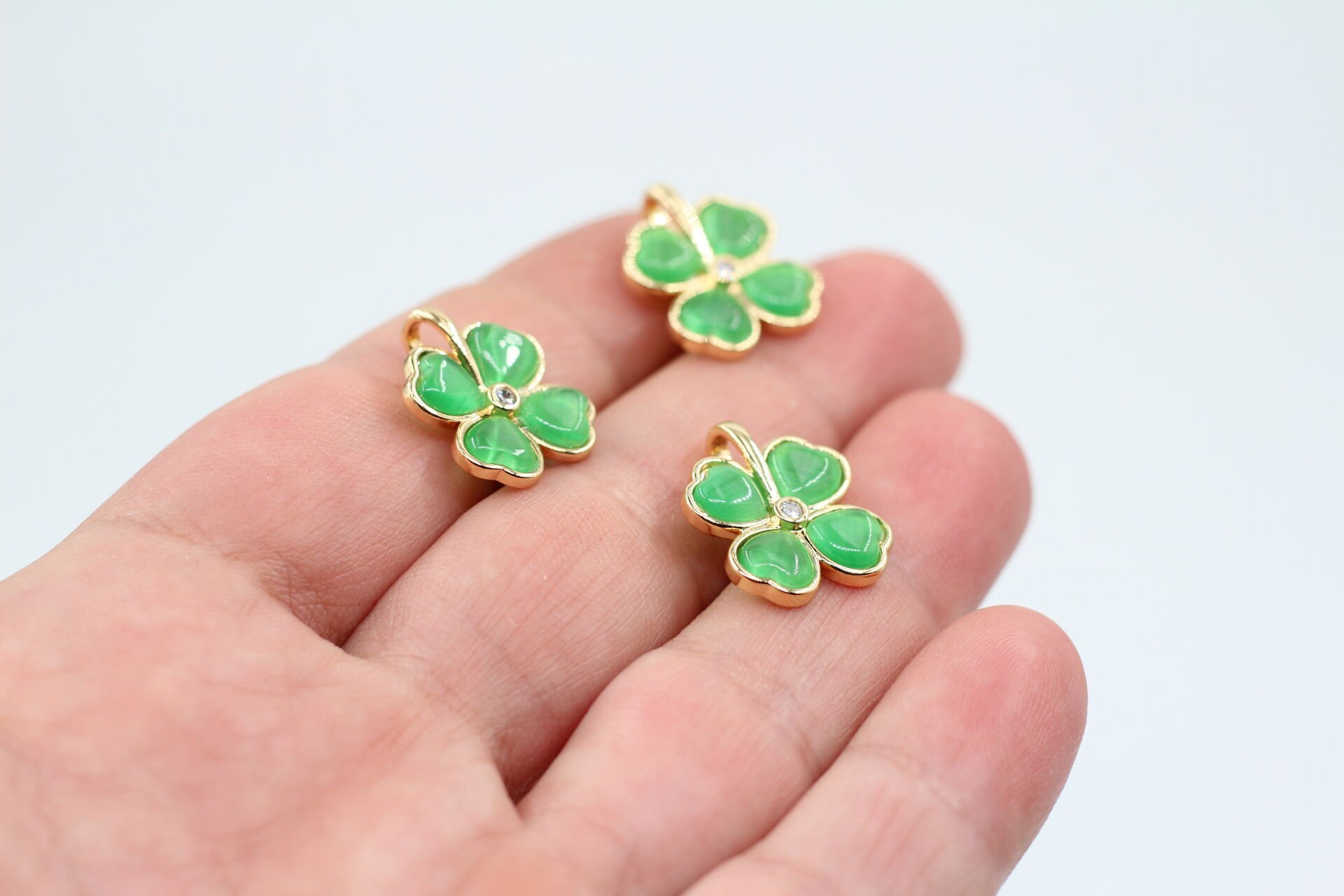 Altın Kaplama İthal Sedef Taşlı Yeşil Yonca Kolye Ucu