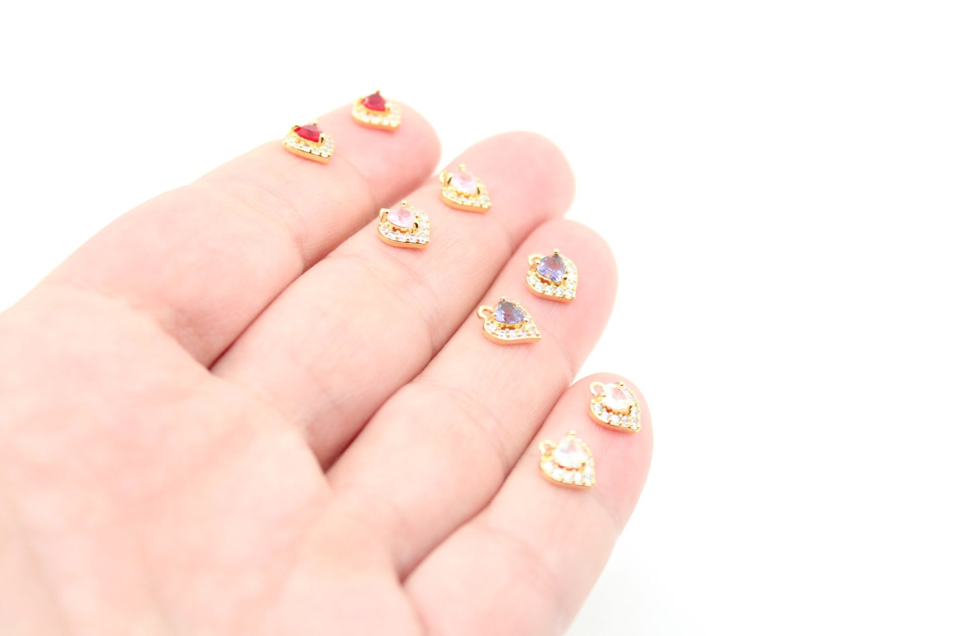 Altın Kaplama Zirkon Kalpli Minimal Kolye Ucu